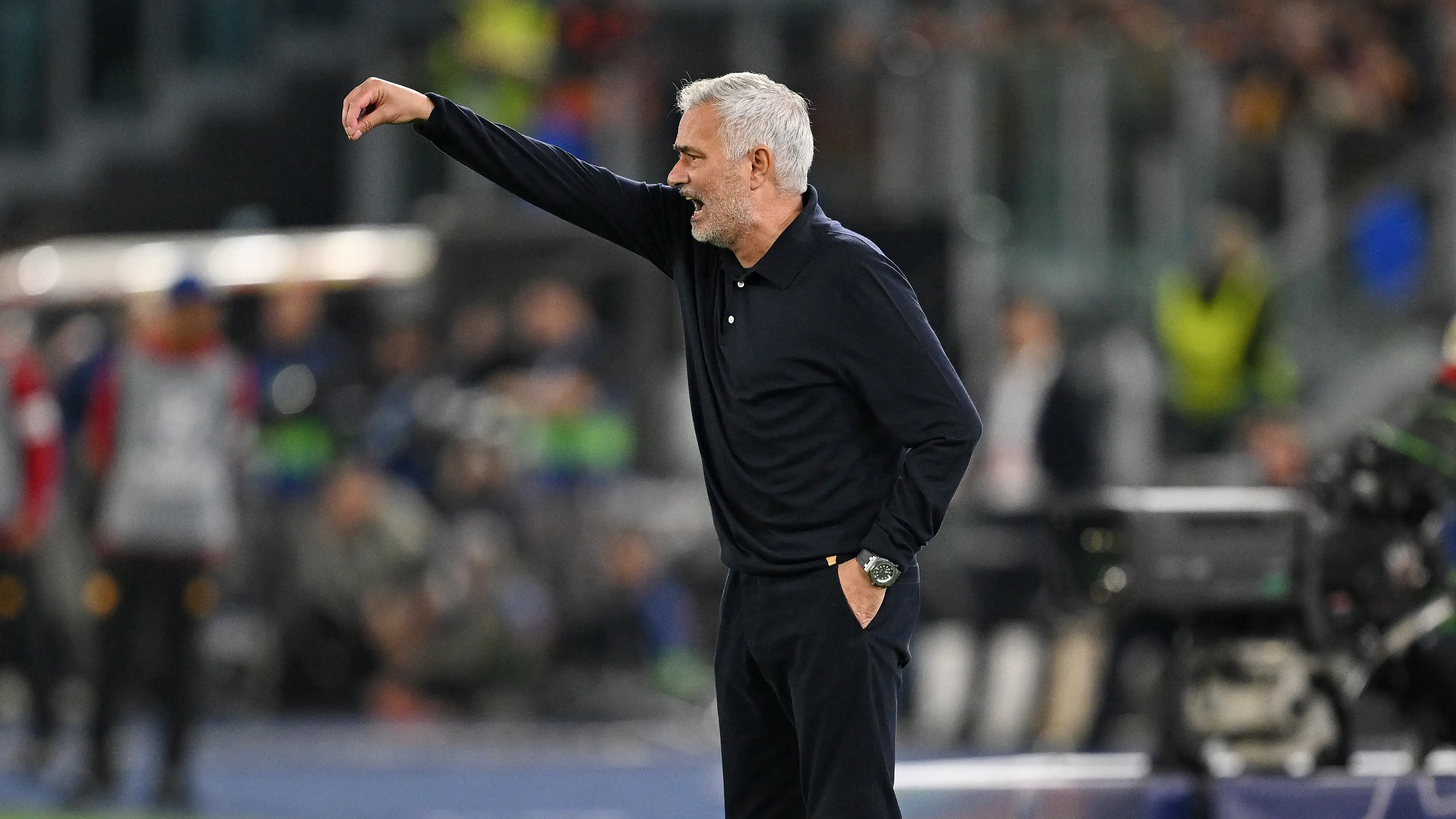 Sevilla mengingatkan Mourinho pada salah satu momen terburuk dalam kariernya