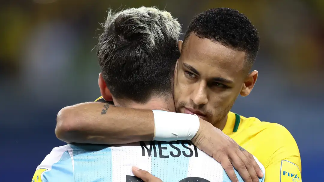 Xavi Hernandez ungkap alasan sebenarnya Ronaldinho dan Neymar gagal menyamai lamanya kiprah Lionel Messi di Barcelona