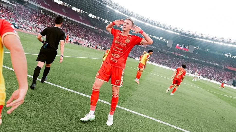 Bulu Kuduk Ivan Mamut Merinding di GBK, 16 Menit Kemudian Jadi Pahlawan Persija
