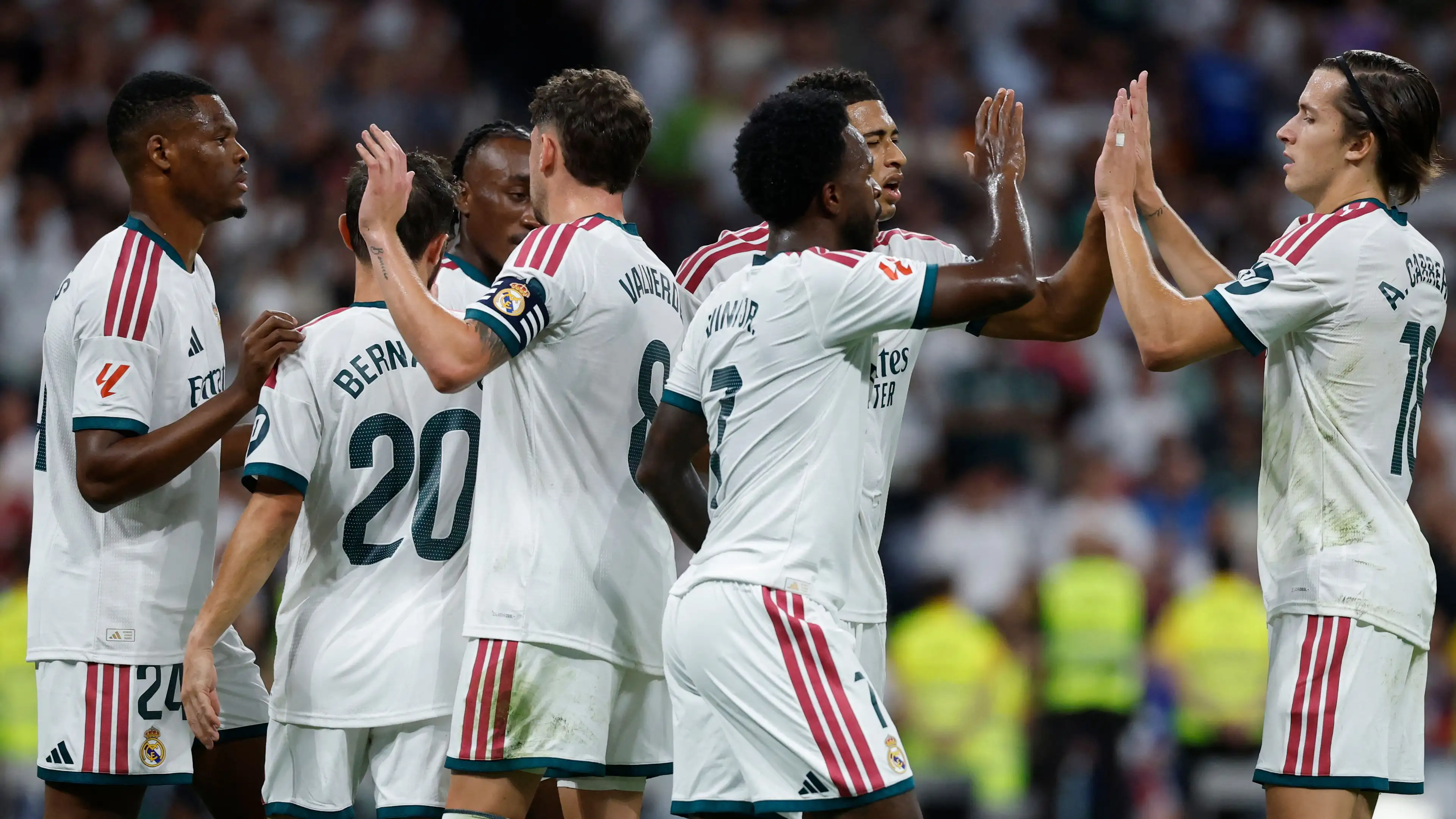 Cemoohan dan gerutuan: kemenangan 4 gol Real Madrid tak memuaskan Santiago Bernabeu