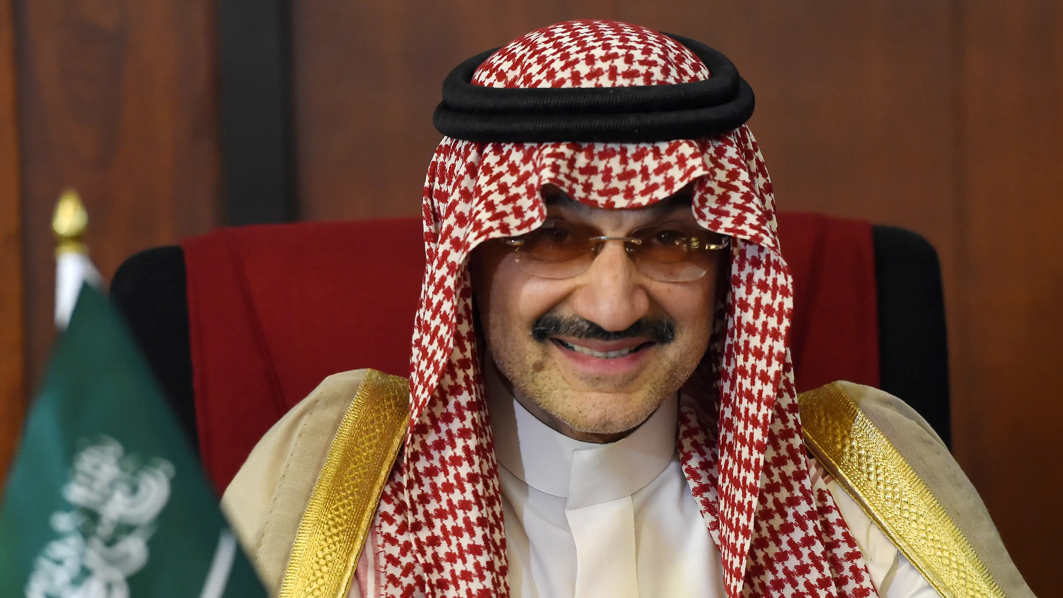 Al-Faraj mengumumkannya: Al-Walid bin Talal mendekati keputusan bersejarah di Al-Hilal
