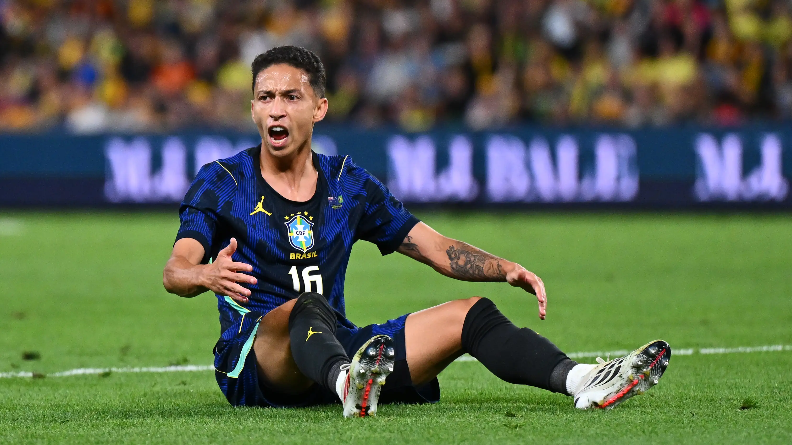 Pemain PSV Mauro Júnior sangat berterima kasih kepada Carlo Ancelotti, Vinícius Júnior, dan Gabriel Magalhães setelah debutnya untuk Brasil