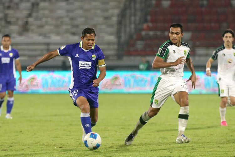 Pramusim Persib dengan Banyak Laga, antara Ideal dan Tidak