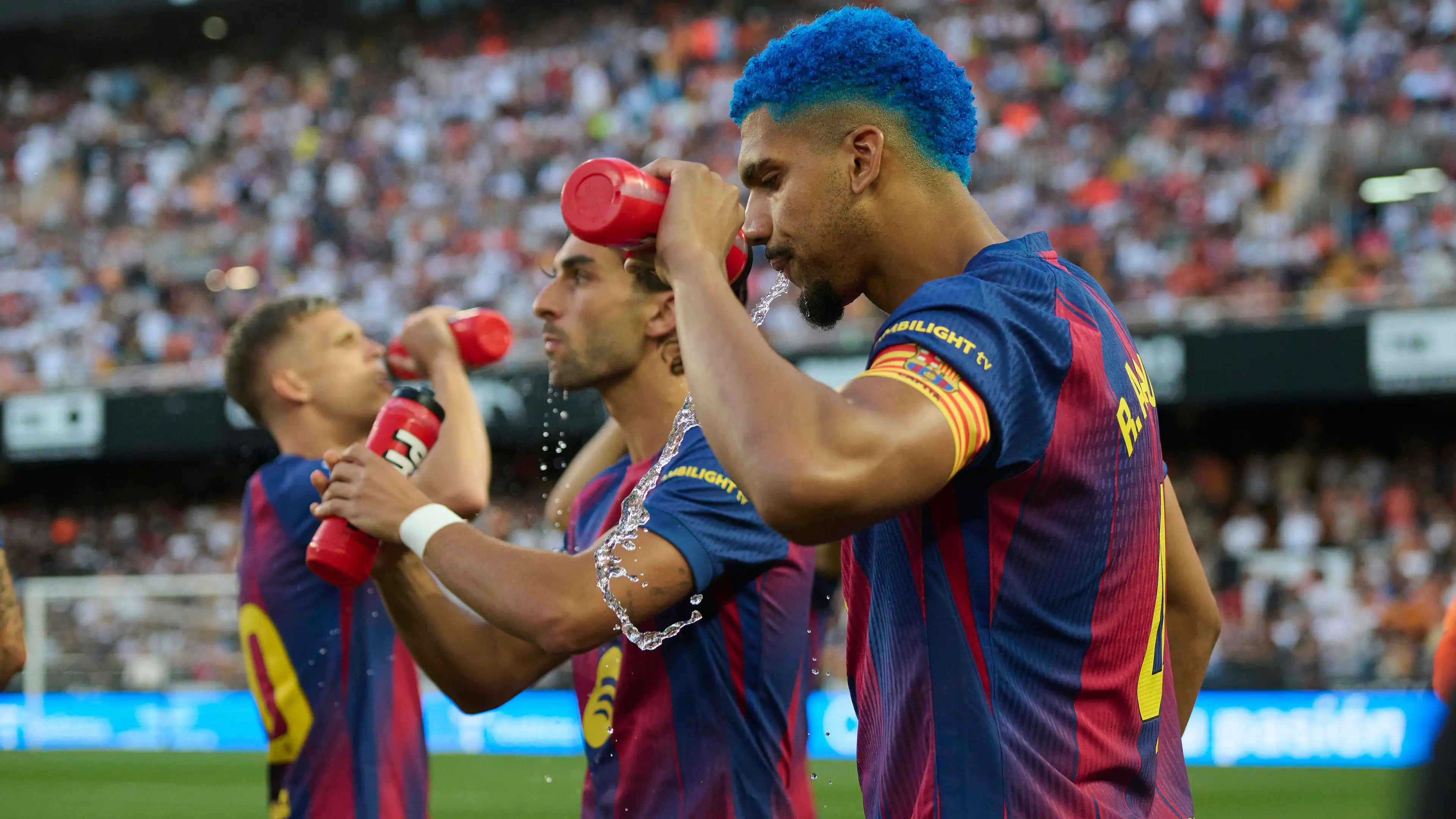 Ini datang begitu saja! Liverpool FC tampaknya bergerak untuk merekrut pemain dari FC Barcelona