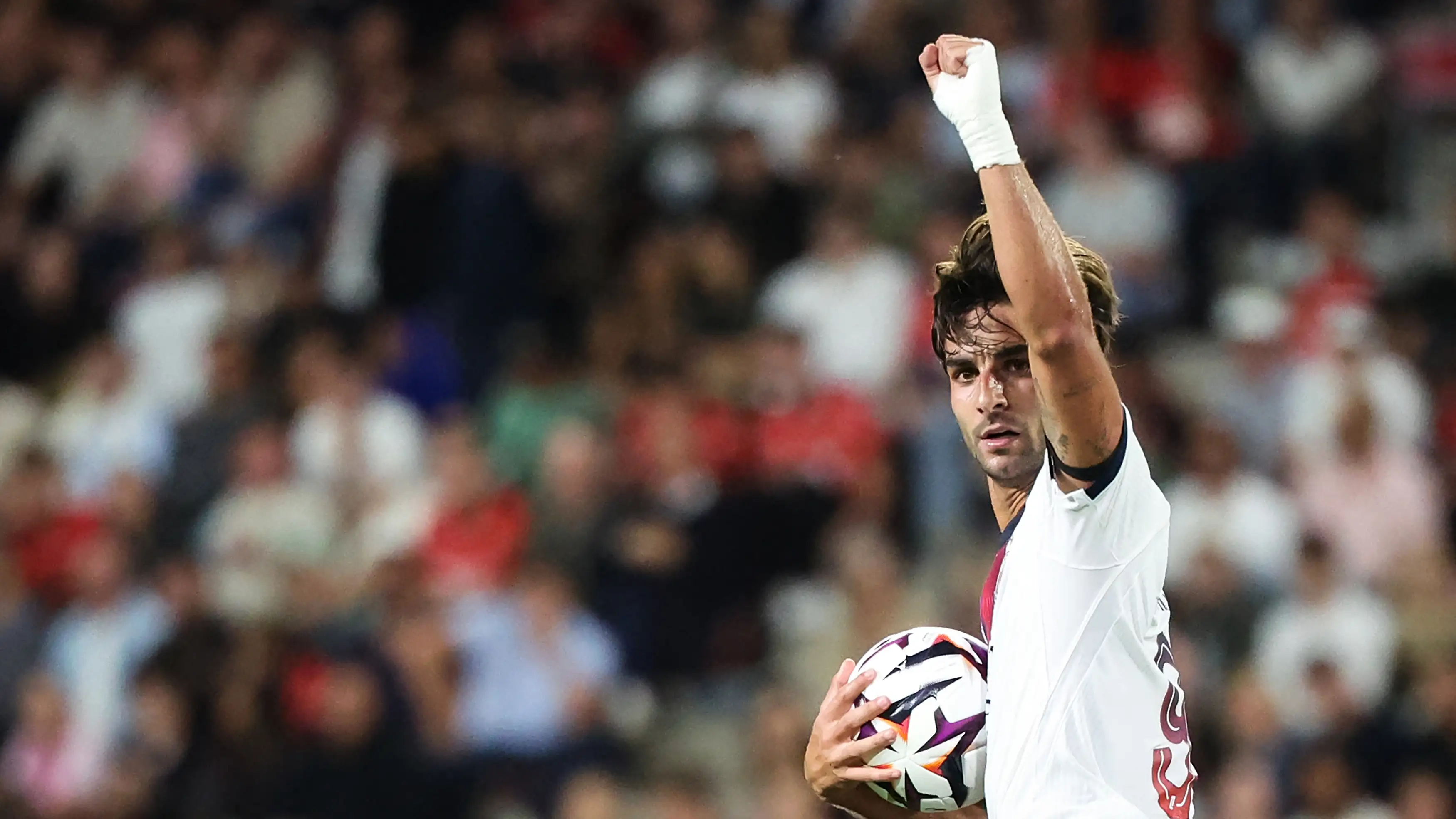 Ferran Torres menjalani debut impian untuk Paris Saint-Germain dengan dua gol