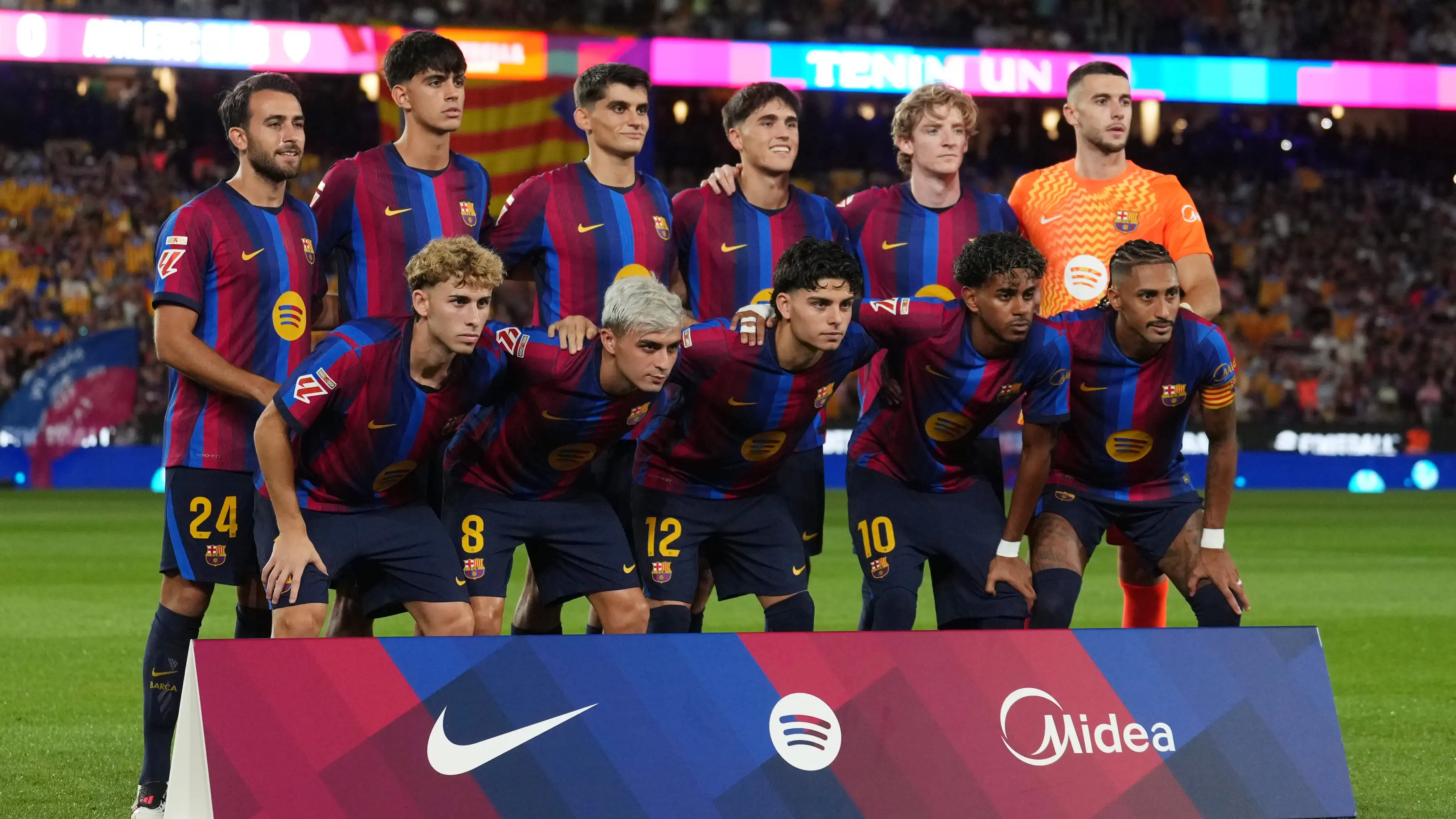 Nyanyian ofensif terhadap Barcelona dan timnas Spanyol menyerbu Liga