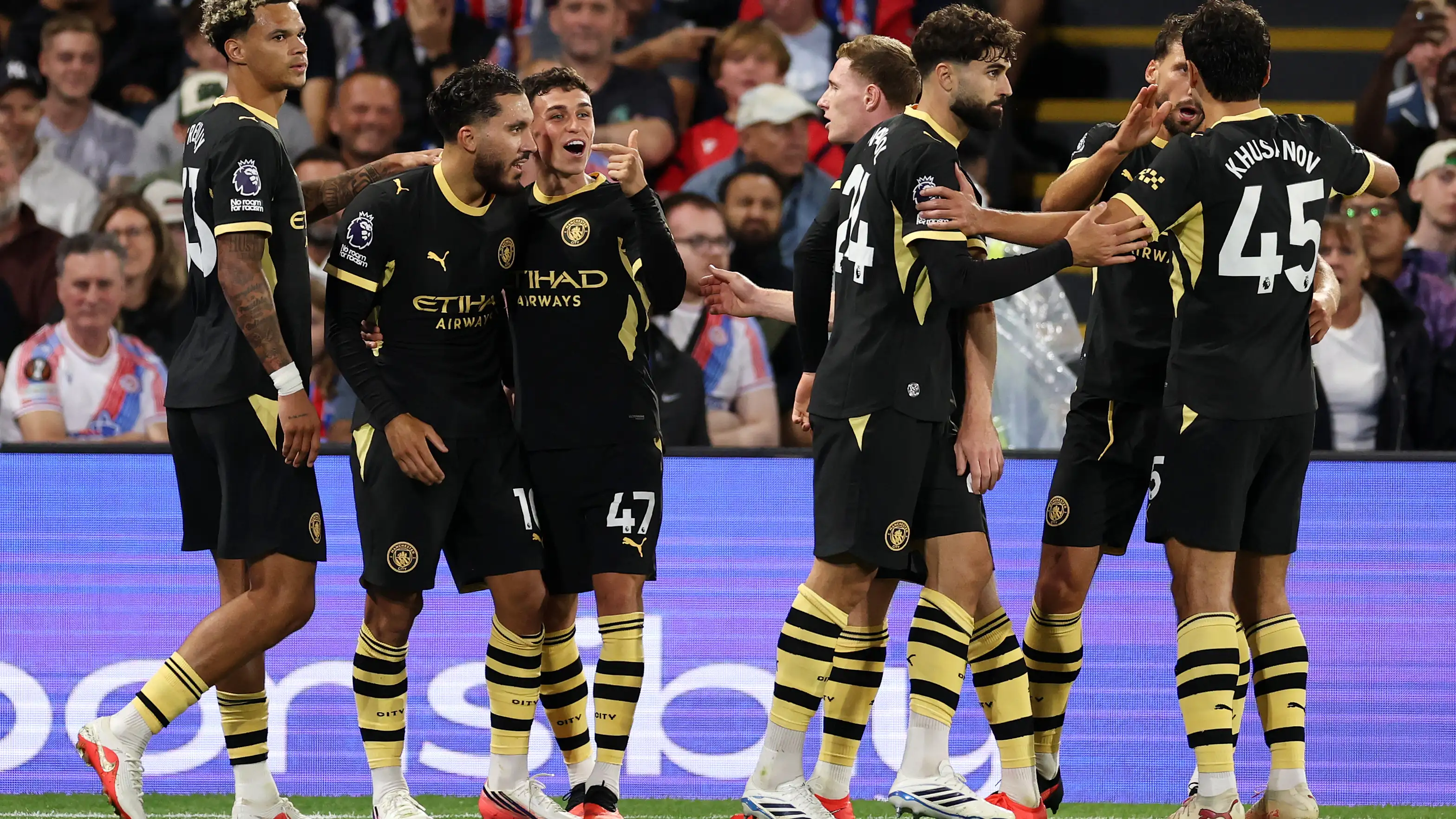 Video: Haaland dan Sharqi Bawa City Menang Telak atas Crystal Palace