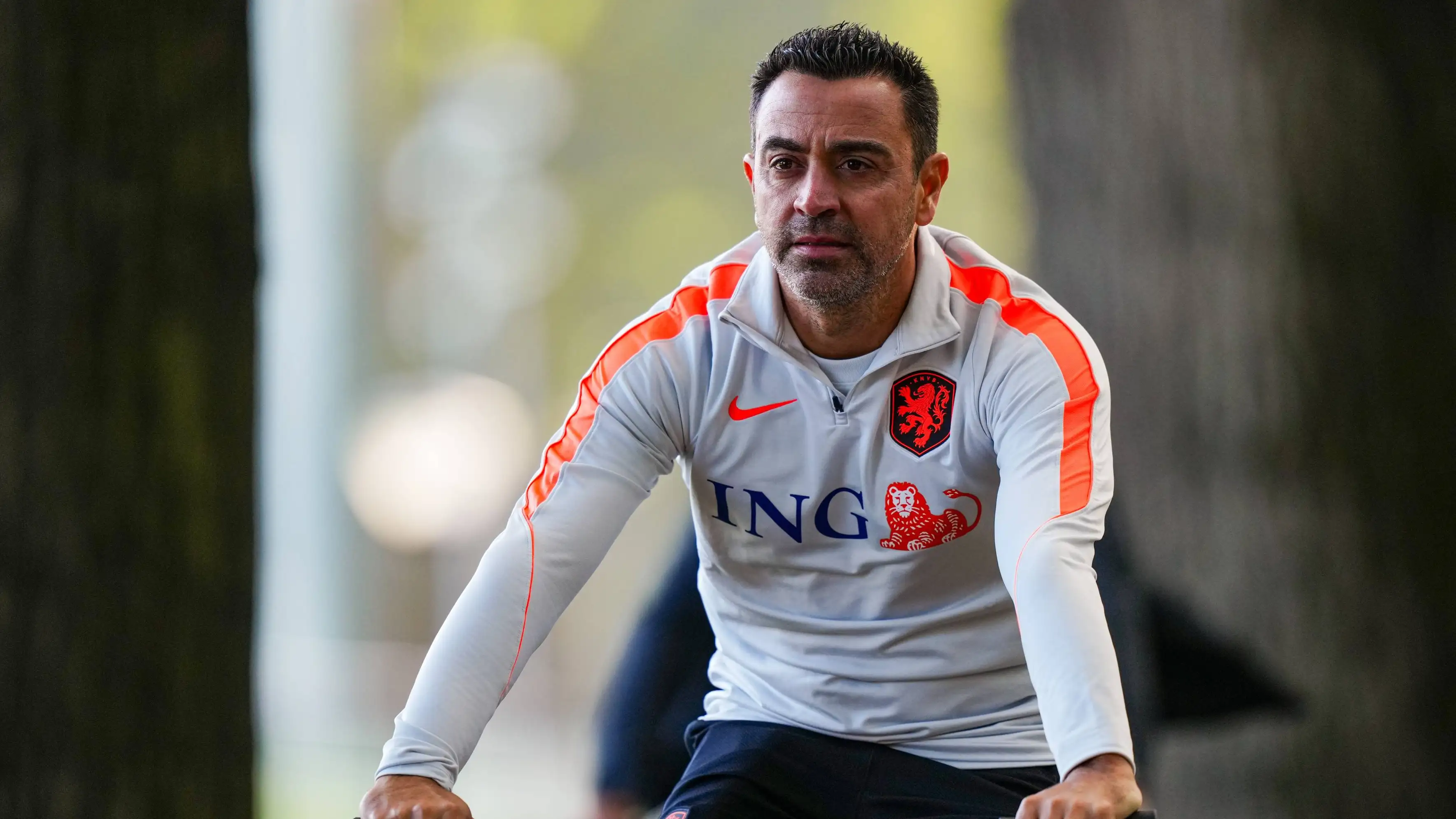 Satu pemain langsung absen dalam latihan pertama Xavi Hernández bersama timnas Belanda