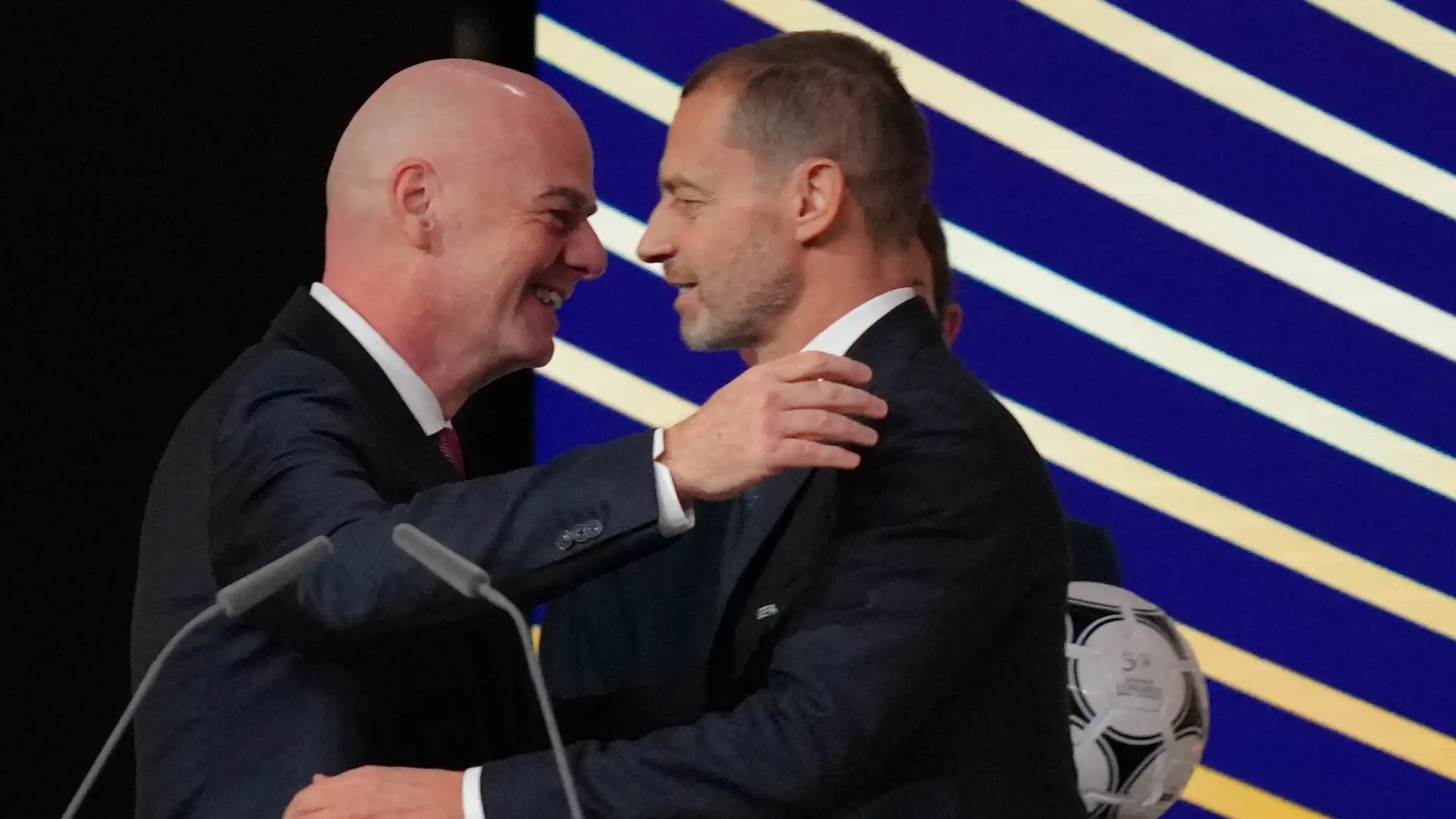 Ceferin menegaskan sikapnya soal persaingan dengan Infantino untuk kursi kepresidenan FIFA