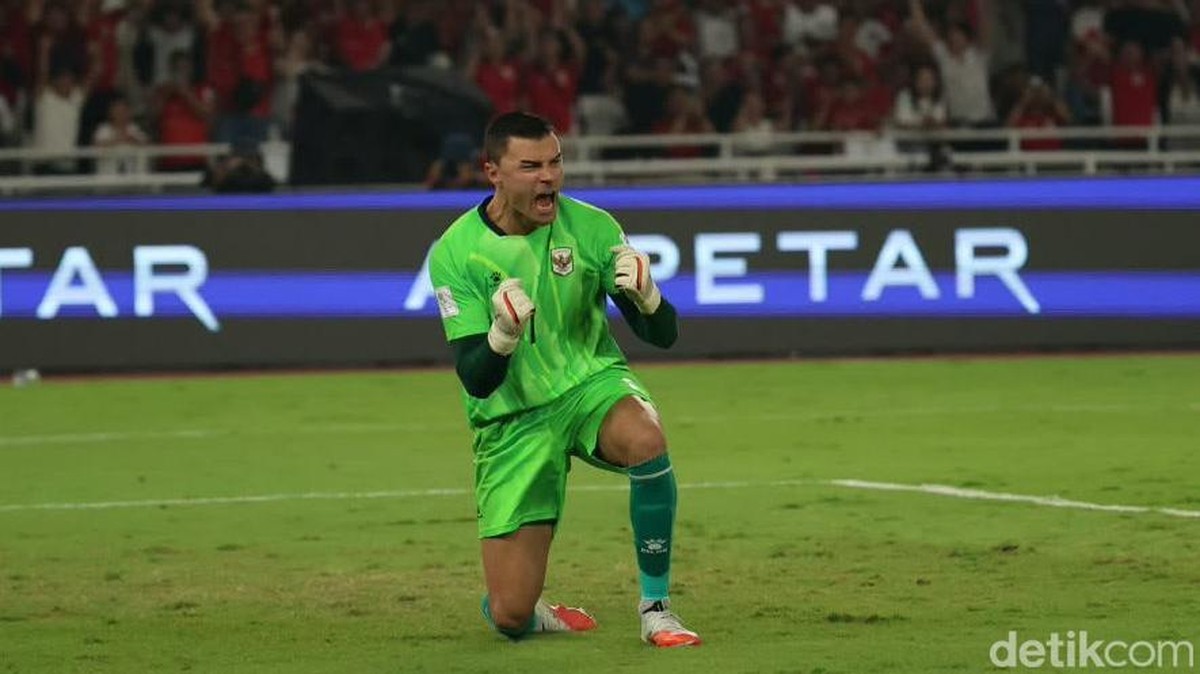 Maarten Paes Amankan Poin, Emil Audero Tuntaskan dengan Trofi