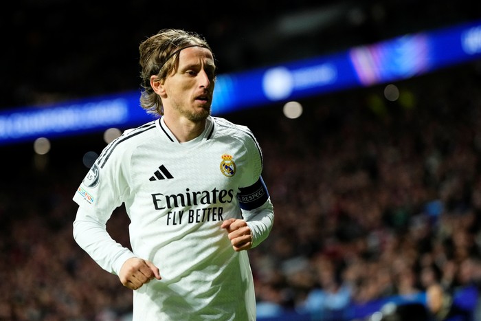 Kans Luka Modric Pegang Rekor Pemain Tertua di Dua Klub