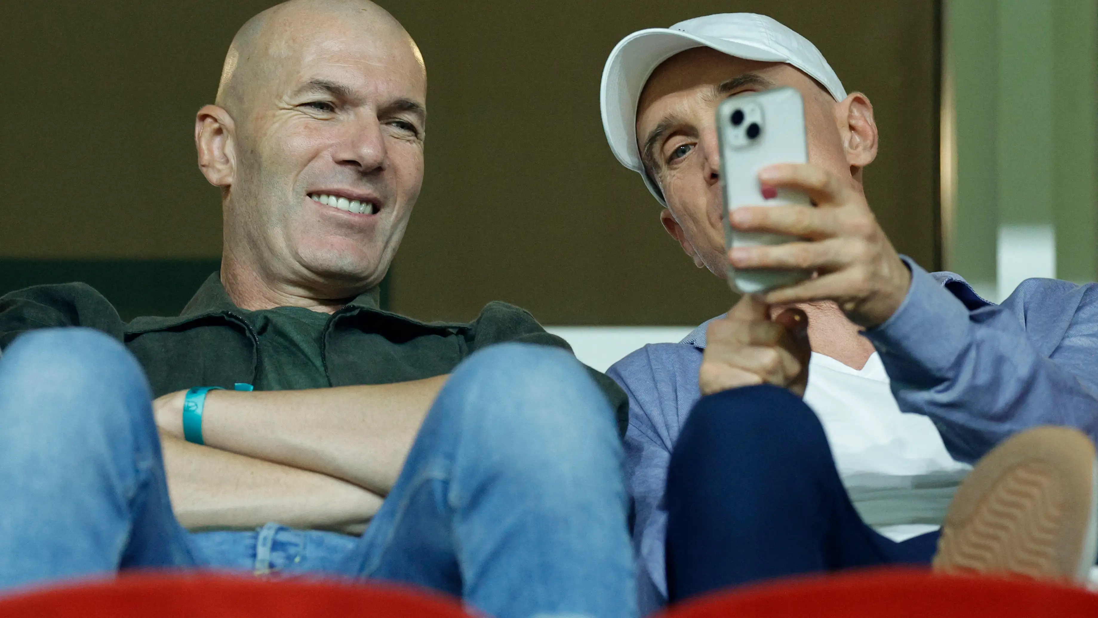 Zidane Mencuri Perhatian di Madrid: "Saya Menantikan Momen Ini"
