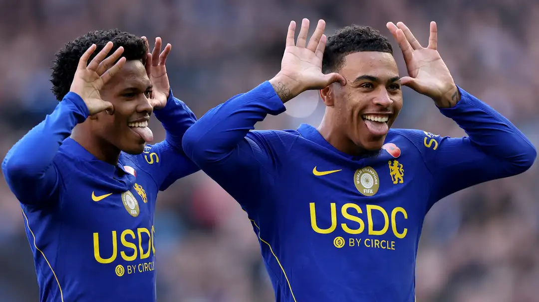 Manchester United ambruk di bawah tekanan saat Chelsea yang dominan mengamuk!