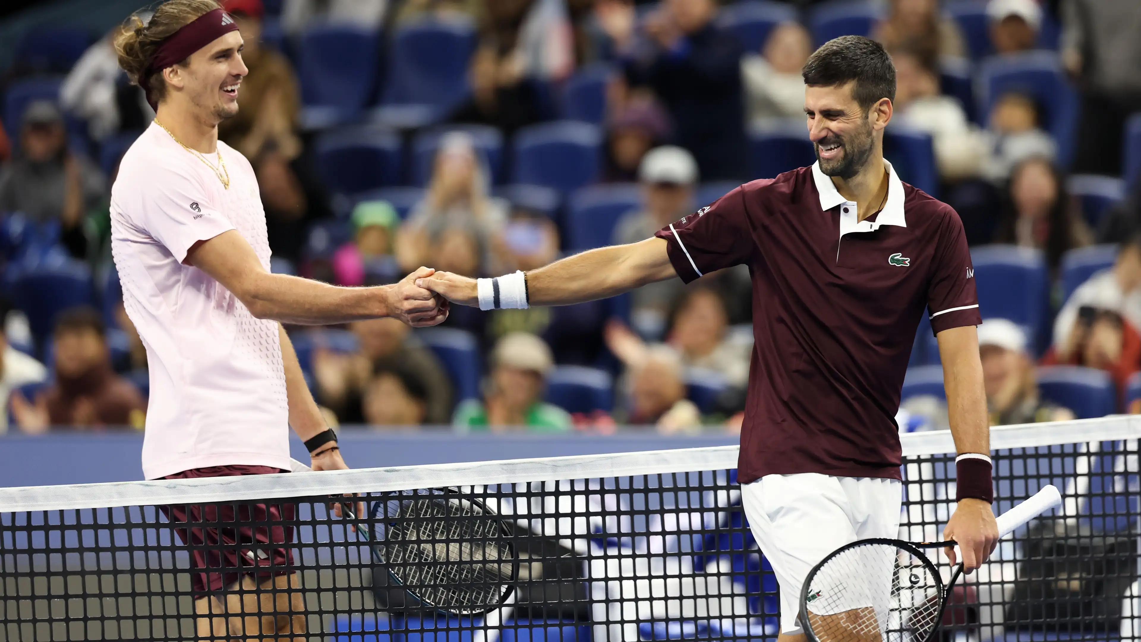 Djokovic meledak dan menghempaskan Zverev di turnamen tenis Beijing