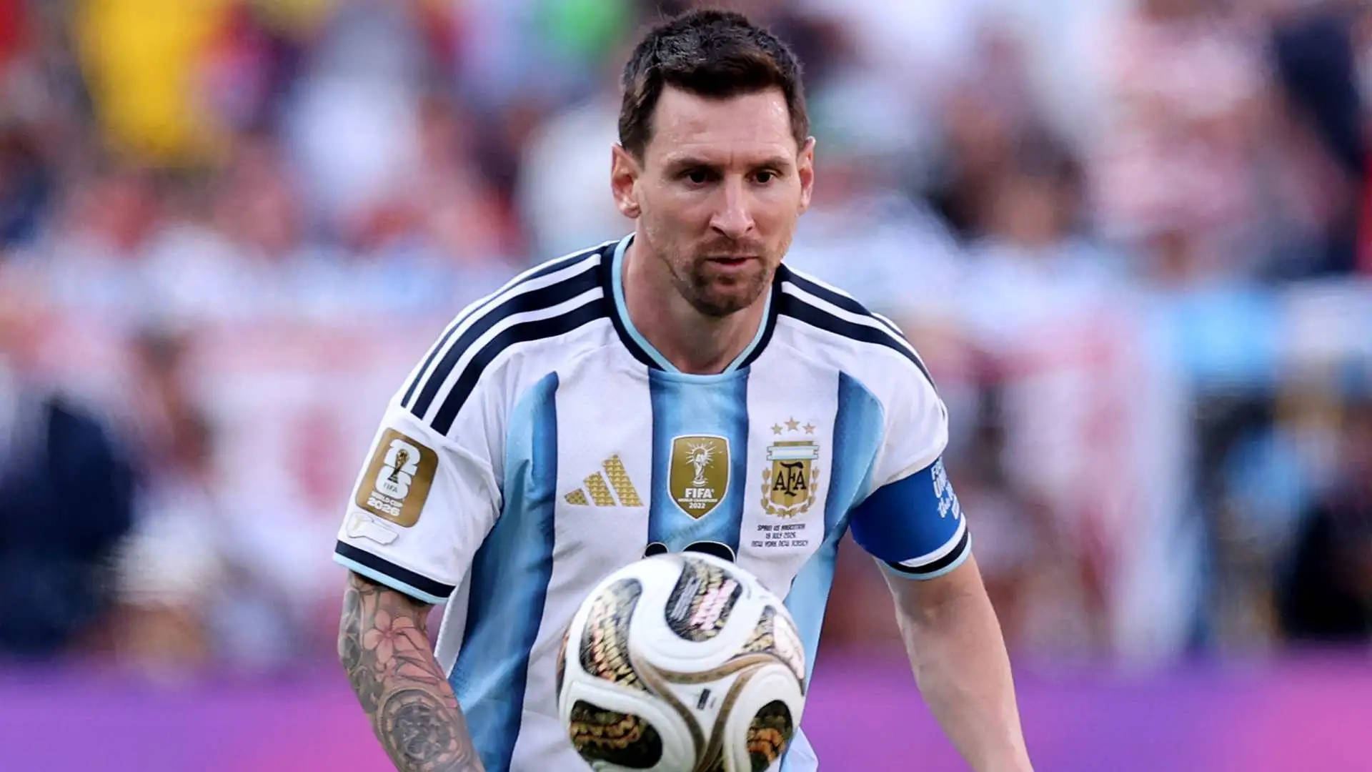 "Kami bukan turis di Argentina" - Kiper Benin tantang Messi di malam perpisahannya lewat pesan berapi-api