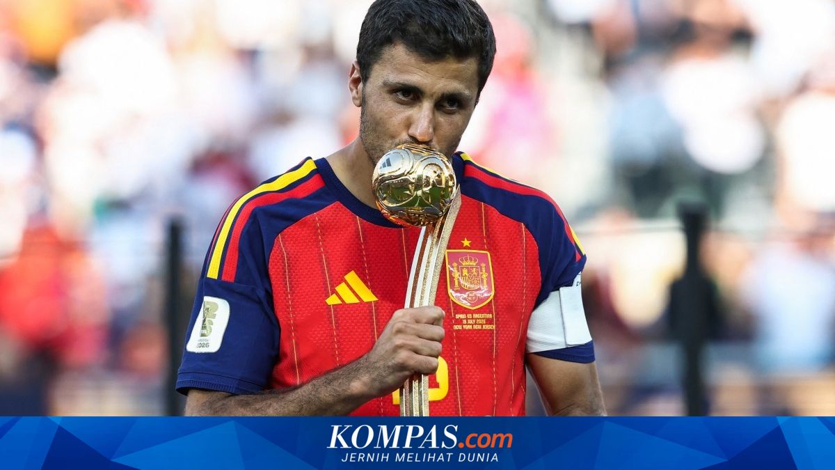 Enzo Maresca Bungkam Soal Rumor Transfer Rodri ke Barcelona