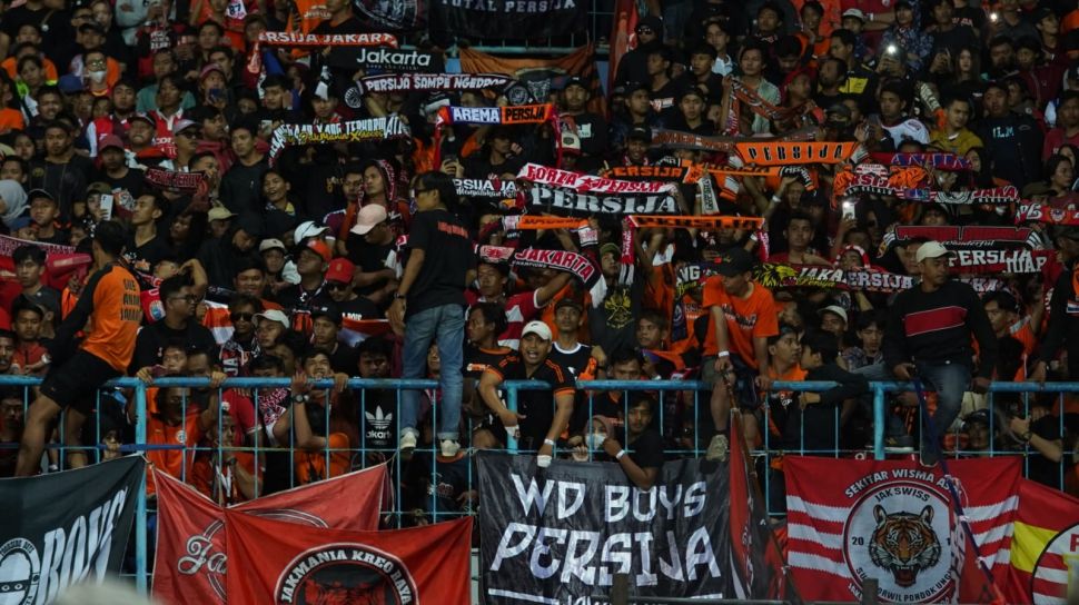 Kini Bus Rombongan Jakmania Dilempari di Tol, Perempuan jadi Korban, Balita Trauma