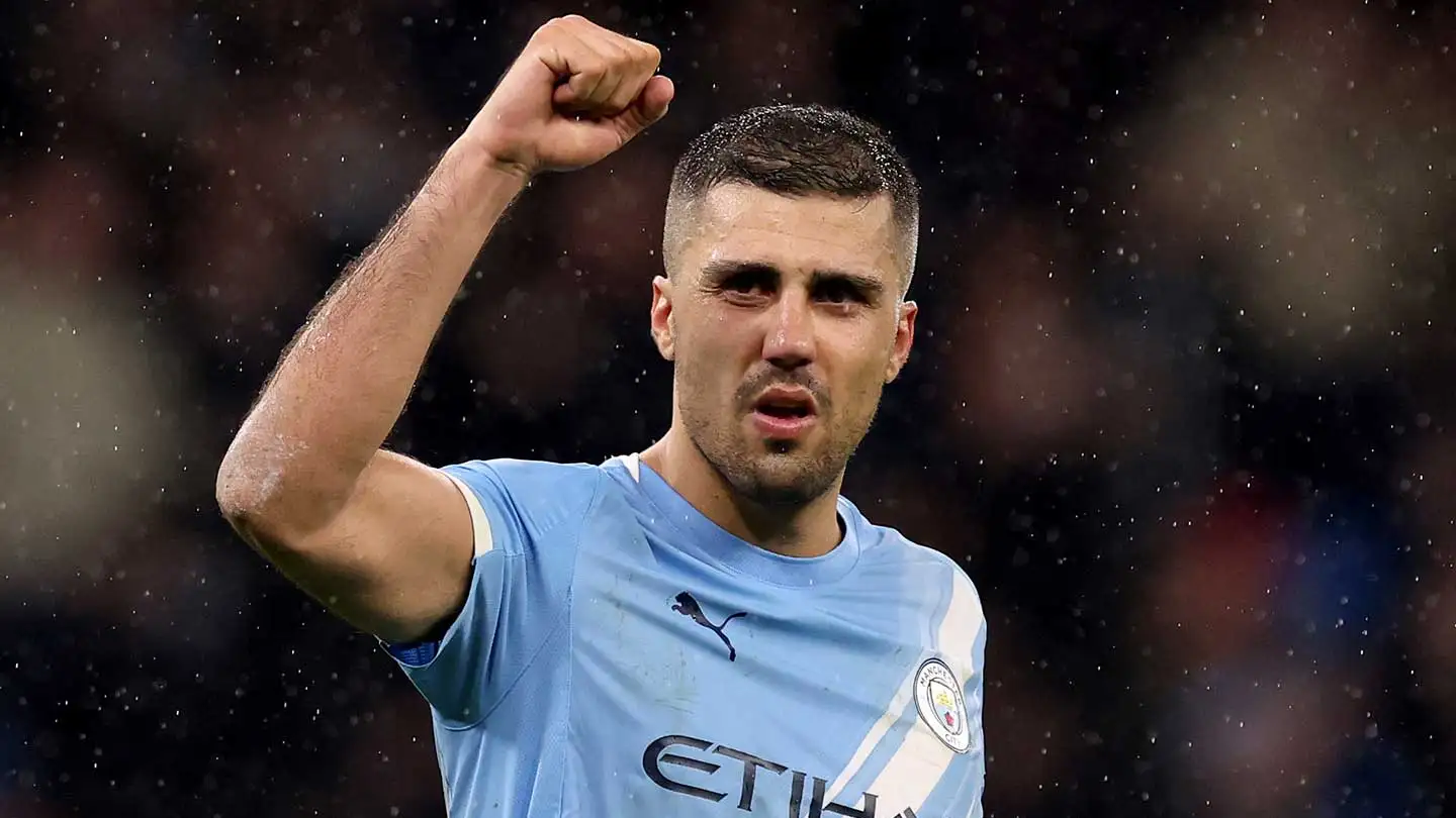 Pesan Flick Ungkap Rahasia: Mengapa Barcelona Memilih Bertaruh pada Rodri?