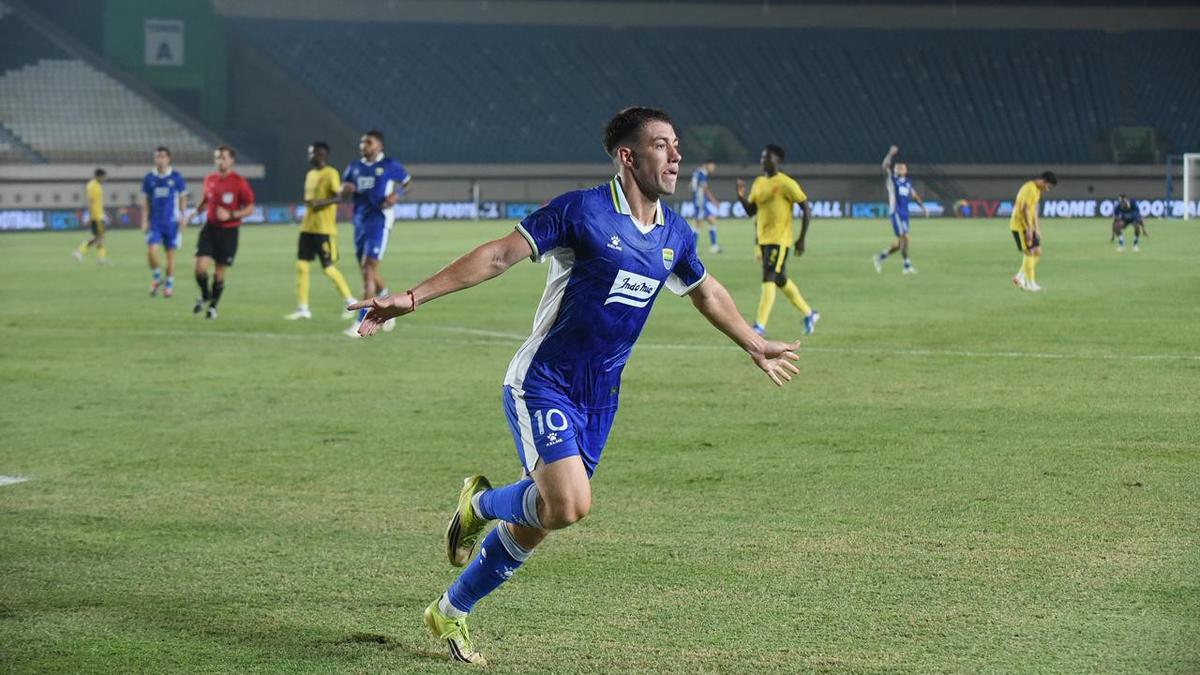Persija vs Persib Sudah Mulai, Dapatkan Link Live Streaming BRI Super League