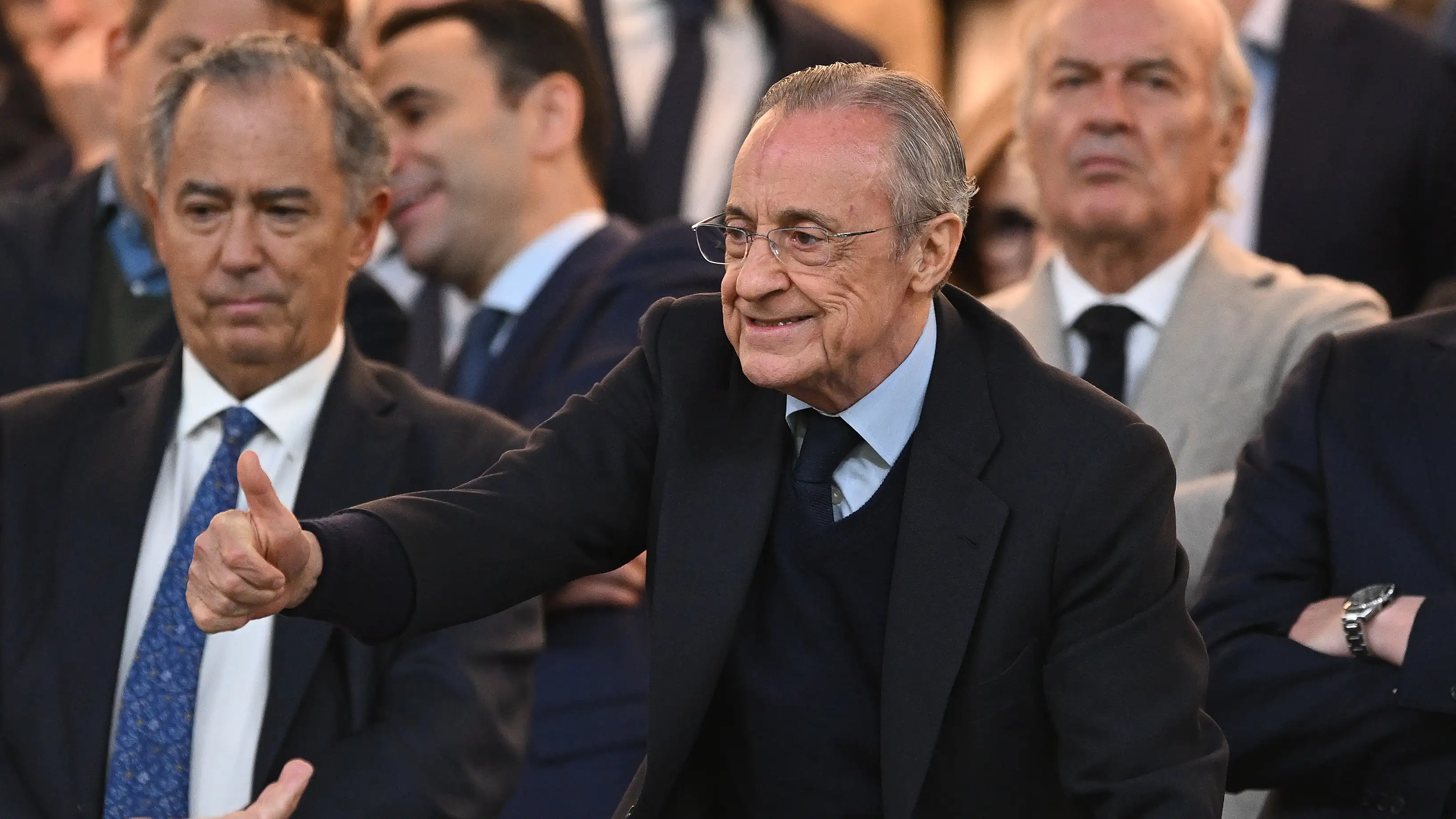 Revolusi manajerial: Perez bersiap mengambil keputusan bersejarah di Real Madrid