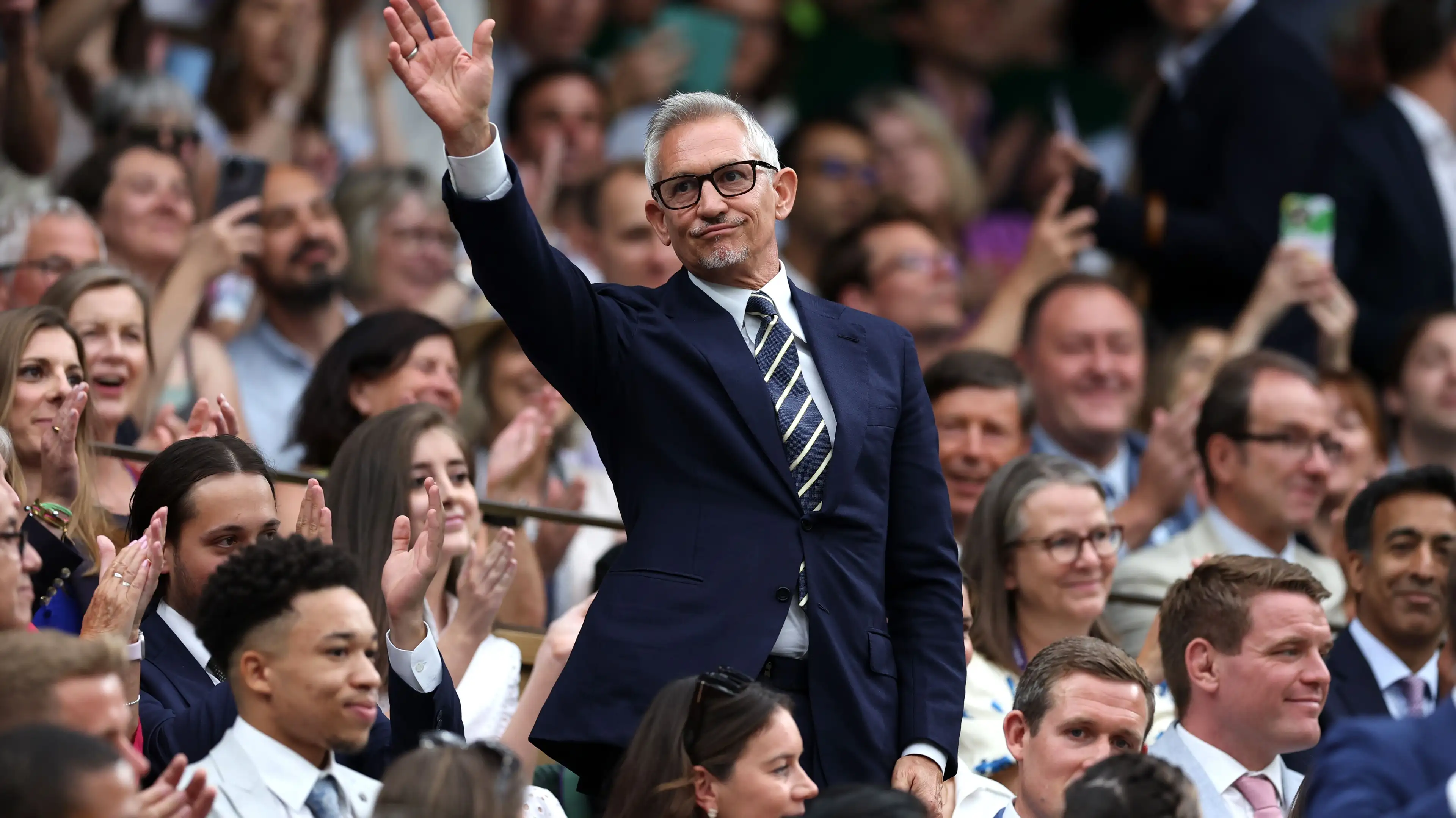 Legenda Inggris soal kekacauan United: Keluarga Glazer menemukan orang yang lebih buruk dari mereka