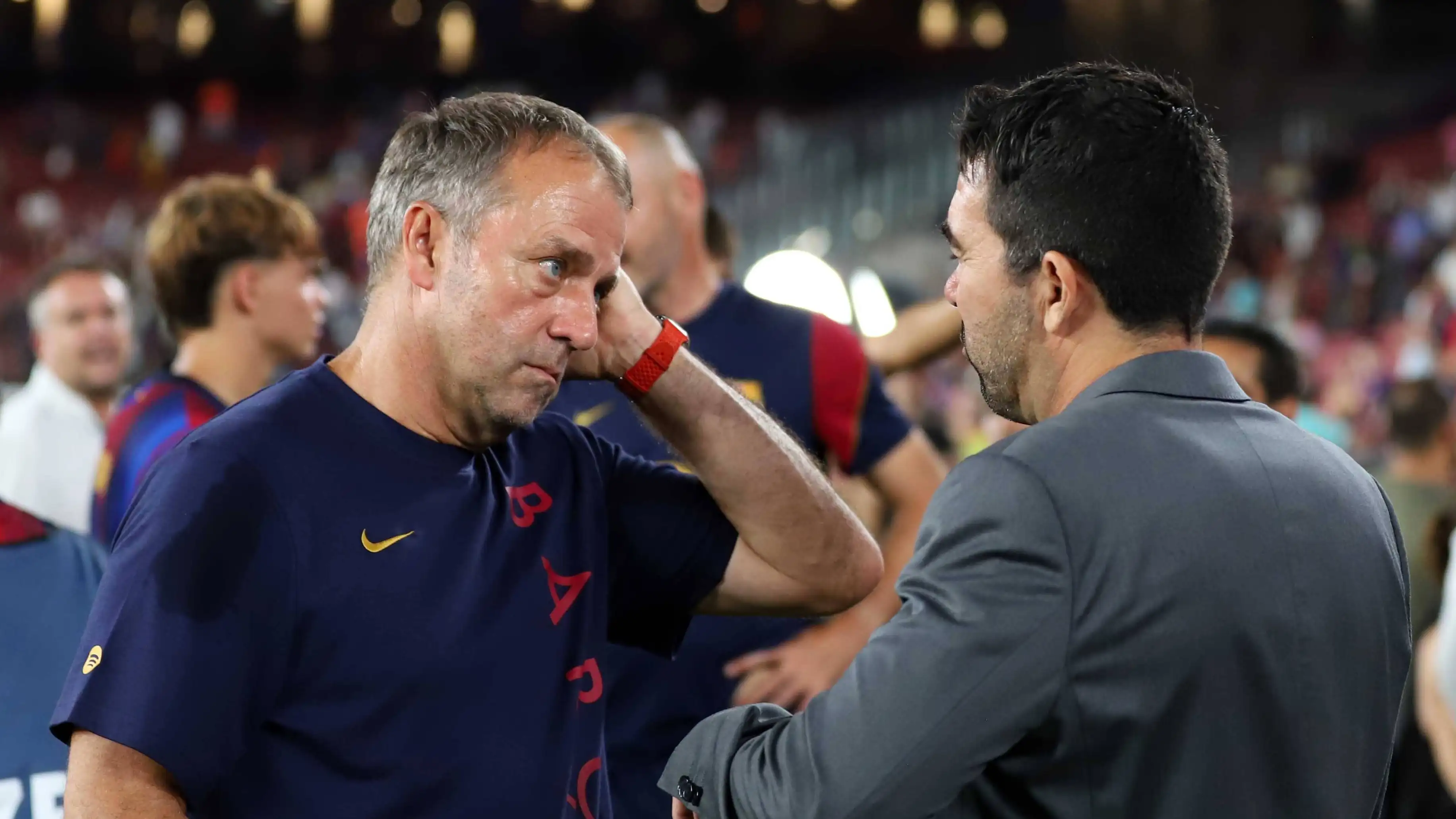 Siapa Dia? Deco Intensifkan Upaya untuk Menuntaskan Transfer Terakhir Barcelona
