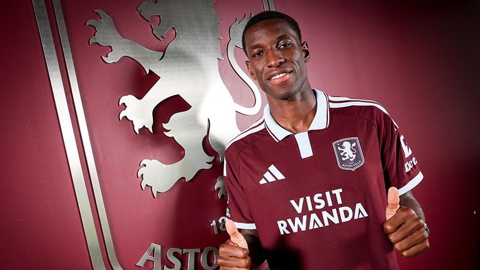 Aston Villa Resmikan Transfer Nicolas Jackson