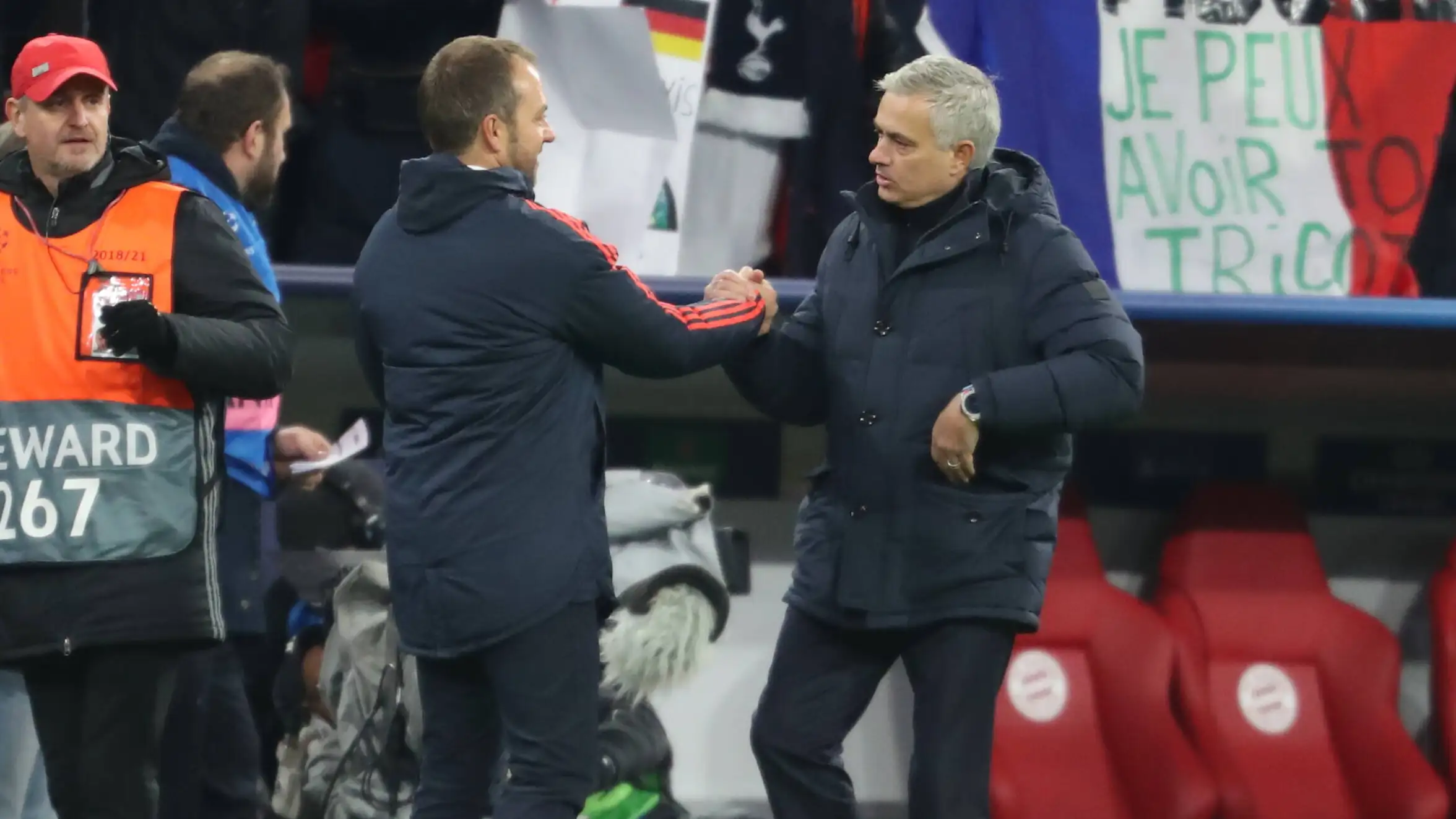 Serigala berbulu domba: Barcelona ingatkan Flick soal jebakan Mourinho