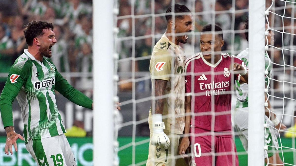 Manchester United dan Tottenham Pantau Ketat Perkembangan Pemain Real Betis