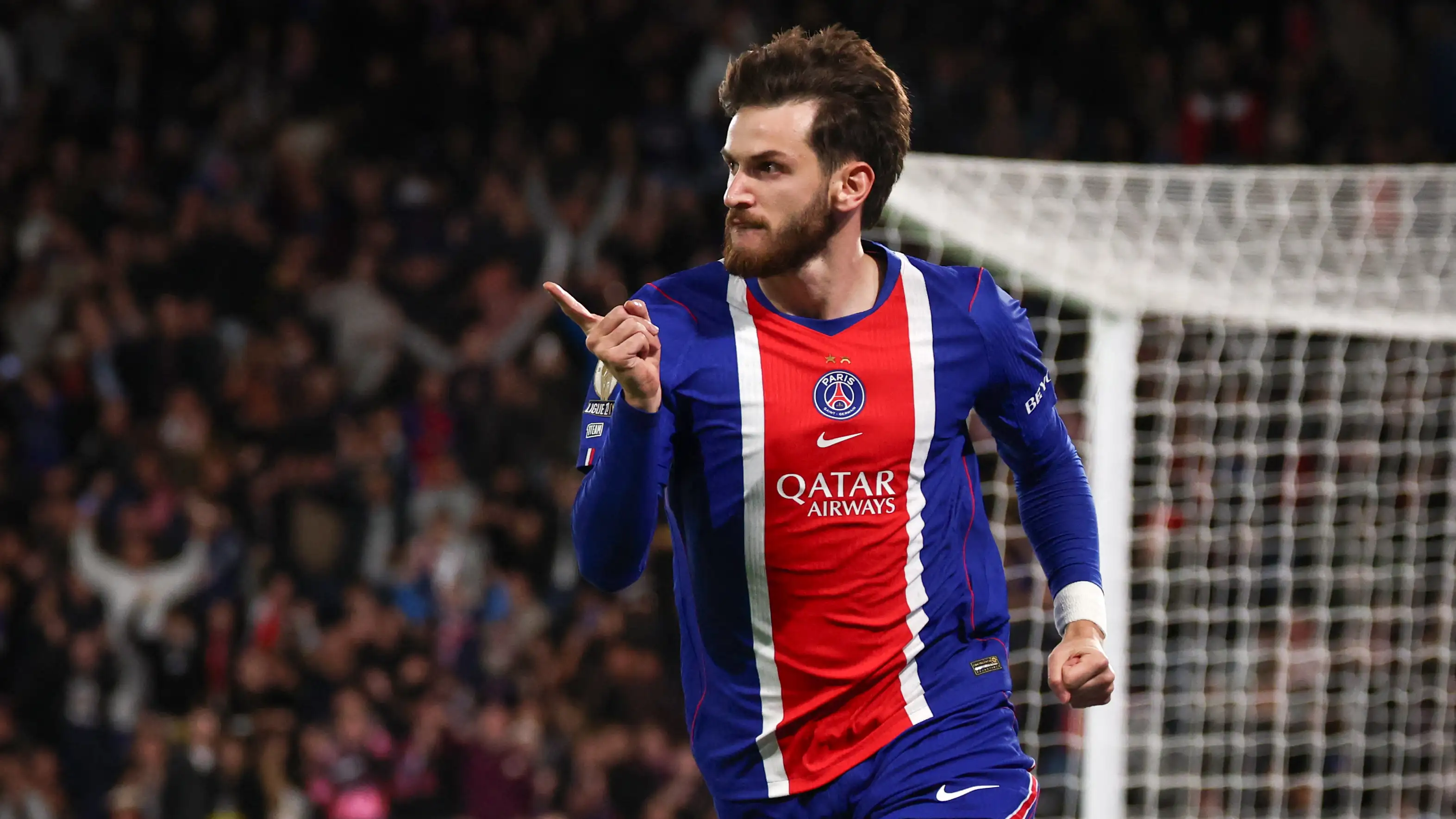 Hantu di lapangan atau kartu truf? Teka-teki Kvaratskhelia bikin Enrique pusing jelang laga lawan Barcelona