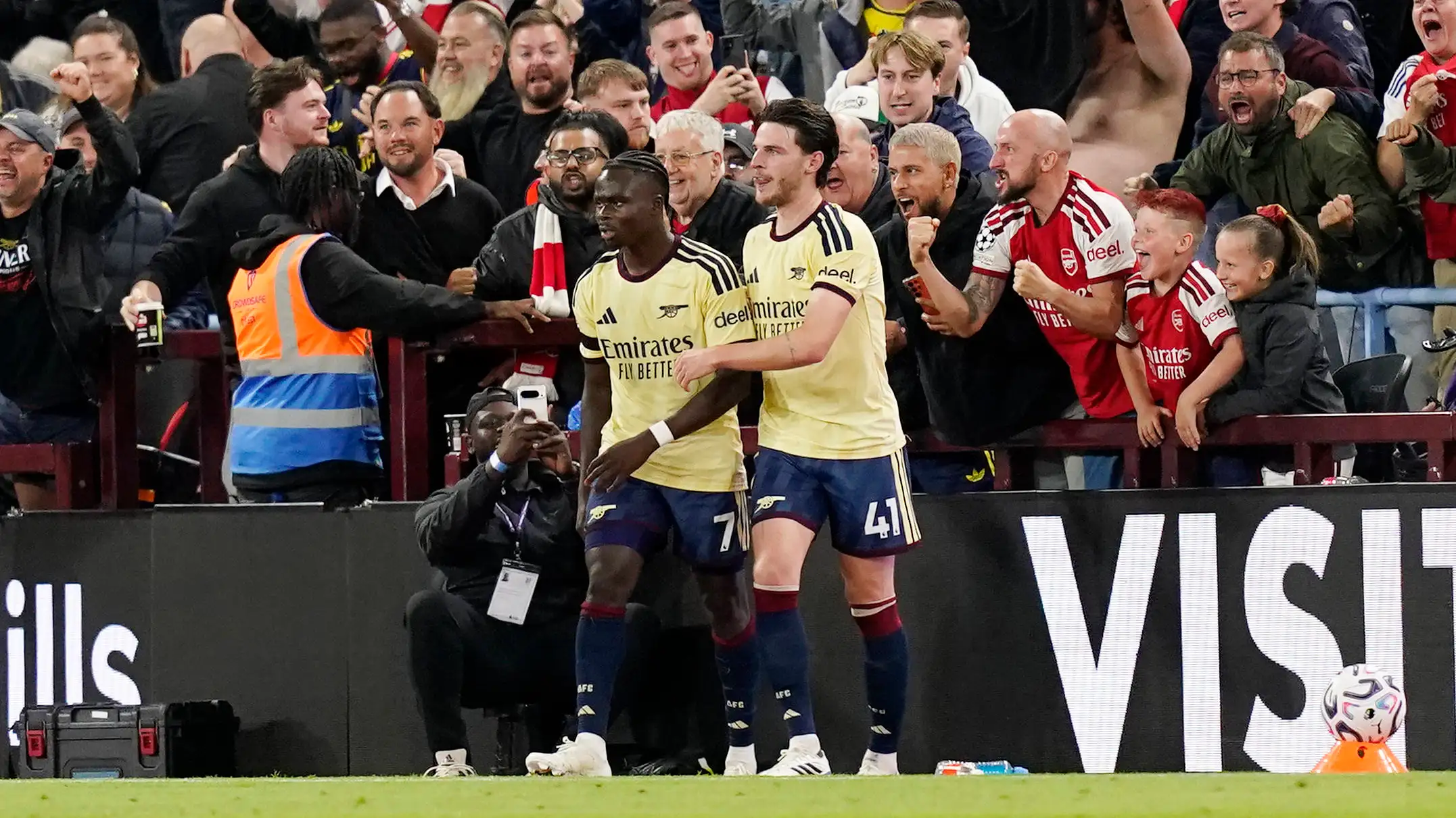 Bukayo Saka memberi Arsenal kemenangan tipis atas Aston Villa yang kembali mengecewakan