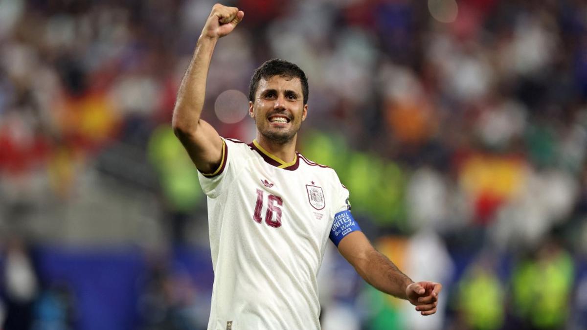 Bukan Real Madrid, Rodri Capai Kesepakatan dengan Barcelona