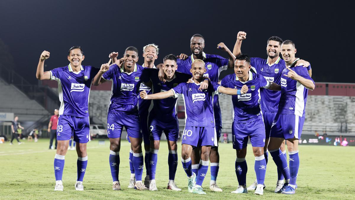 Persib Bandung Tundukkan Sabah FC 3-0 di Dewata Challenge Series 2026