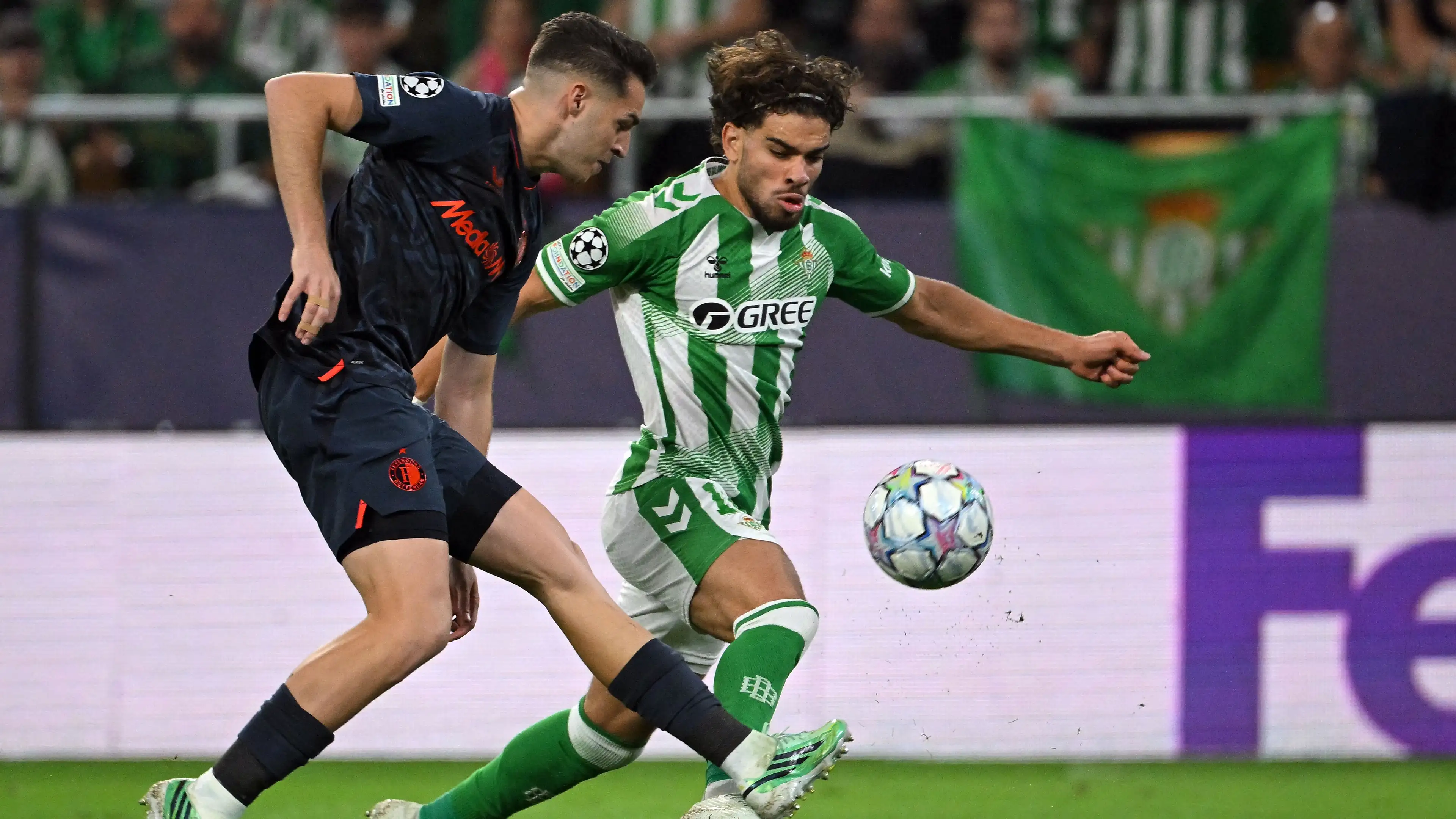 Dalam angka: Zalzouli memuncaki daftar elite di Liga Champions