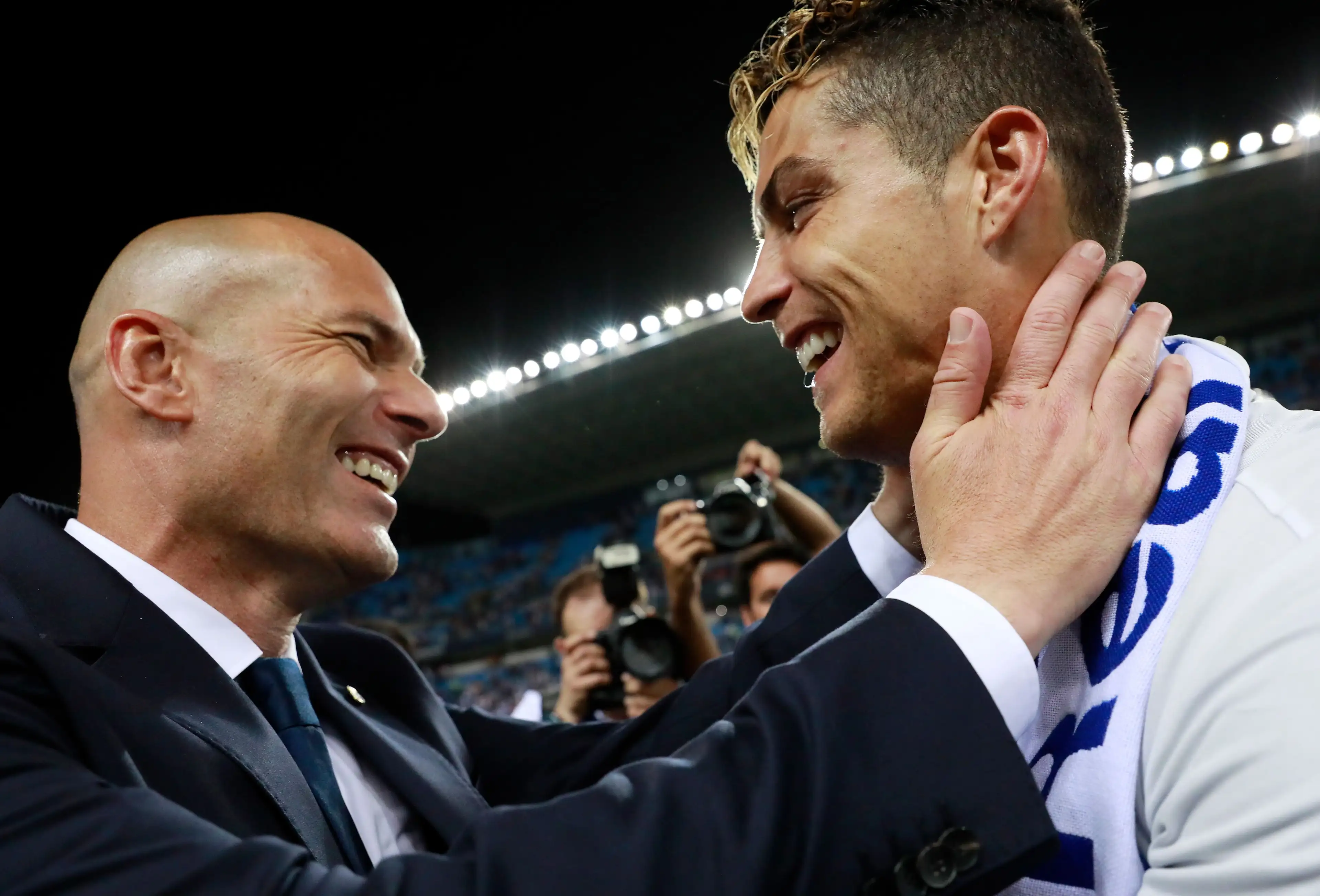 Zidane: "Di hadapan Cristiano Ronaldo, saya angkat topi"