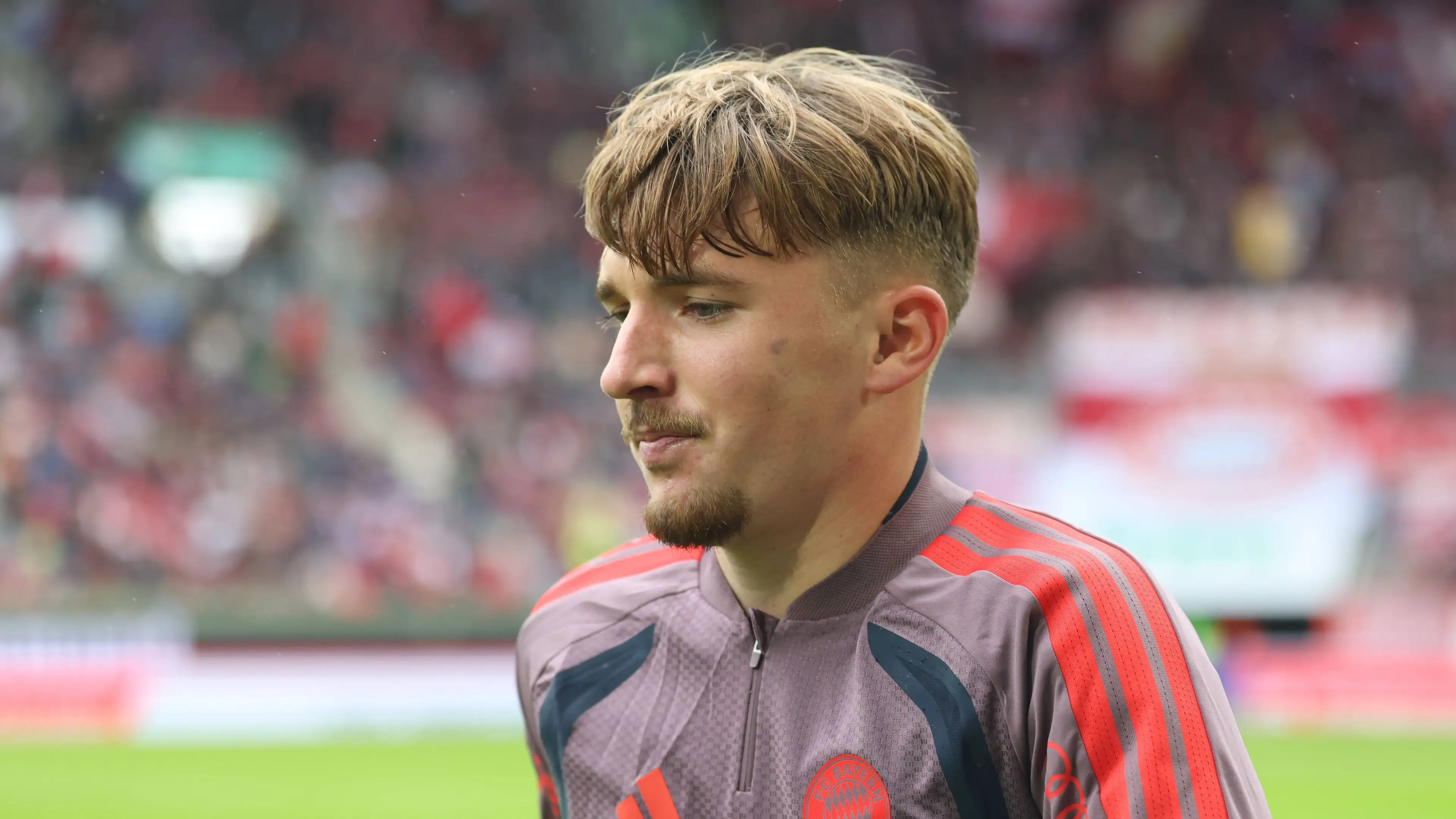 Menengok ke belakang membuat hati sendu: Lennart Karl mengalami titik terendah di Bayern Munich