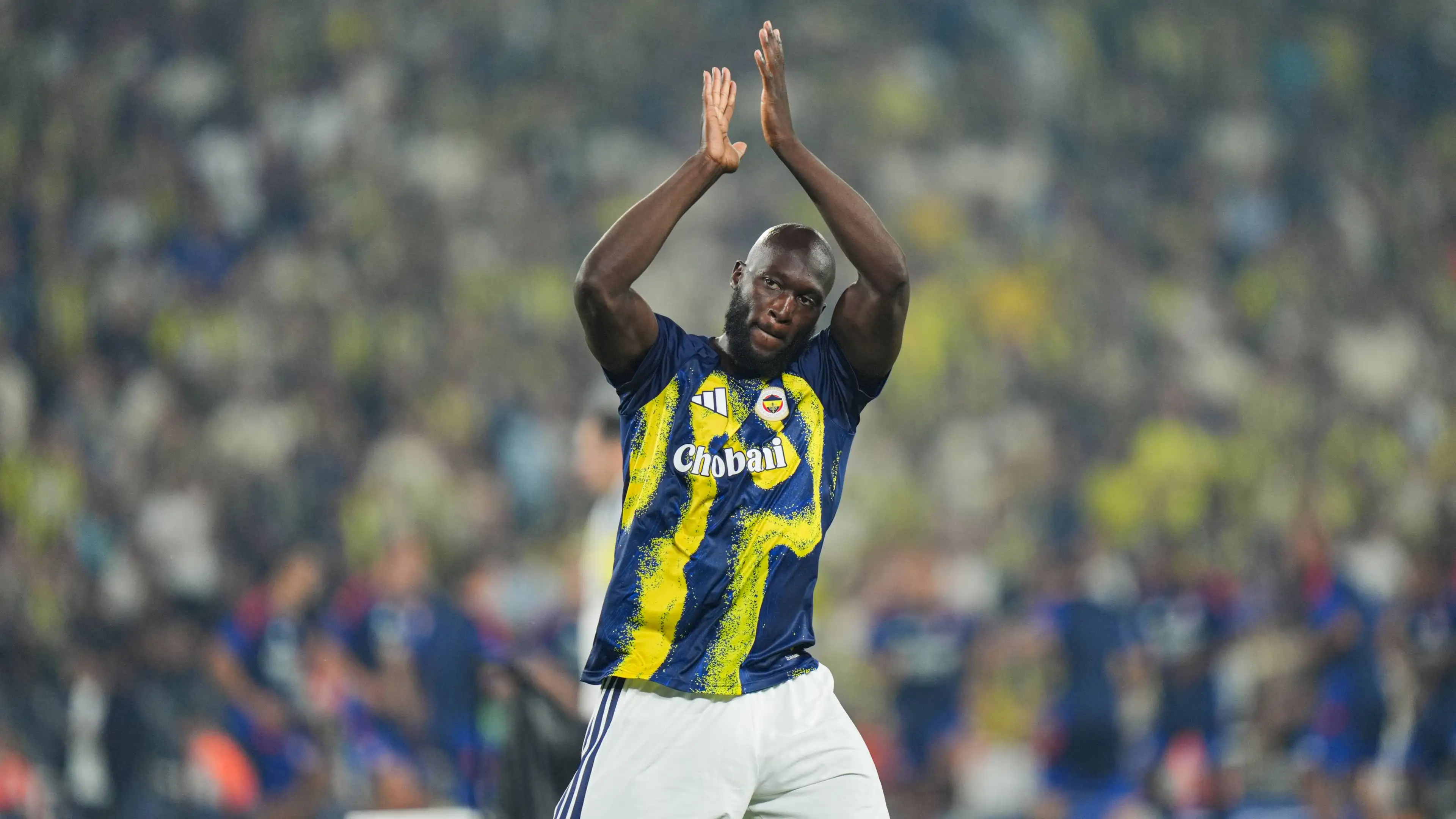 Van Bommel harus menunggu hingga menit ke-82 untuk melihat Lukaku melakoni debutnya bersama Fenerbahce