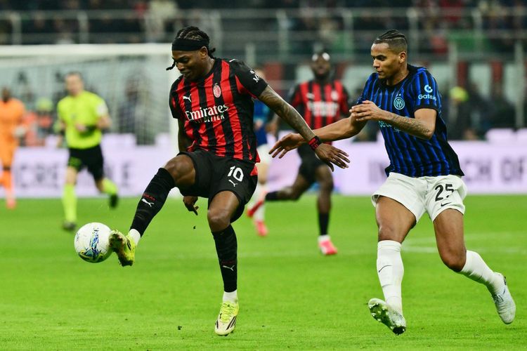 Efek AC Milan Beli Diego Moreira, Rafael Leao Ditawarkan ke AS Roma