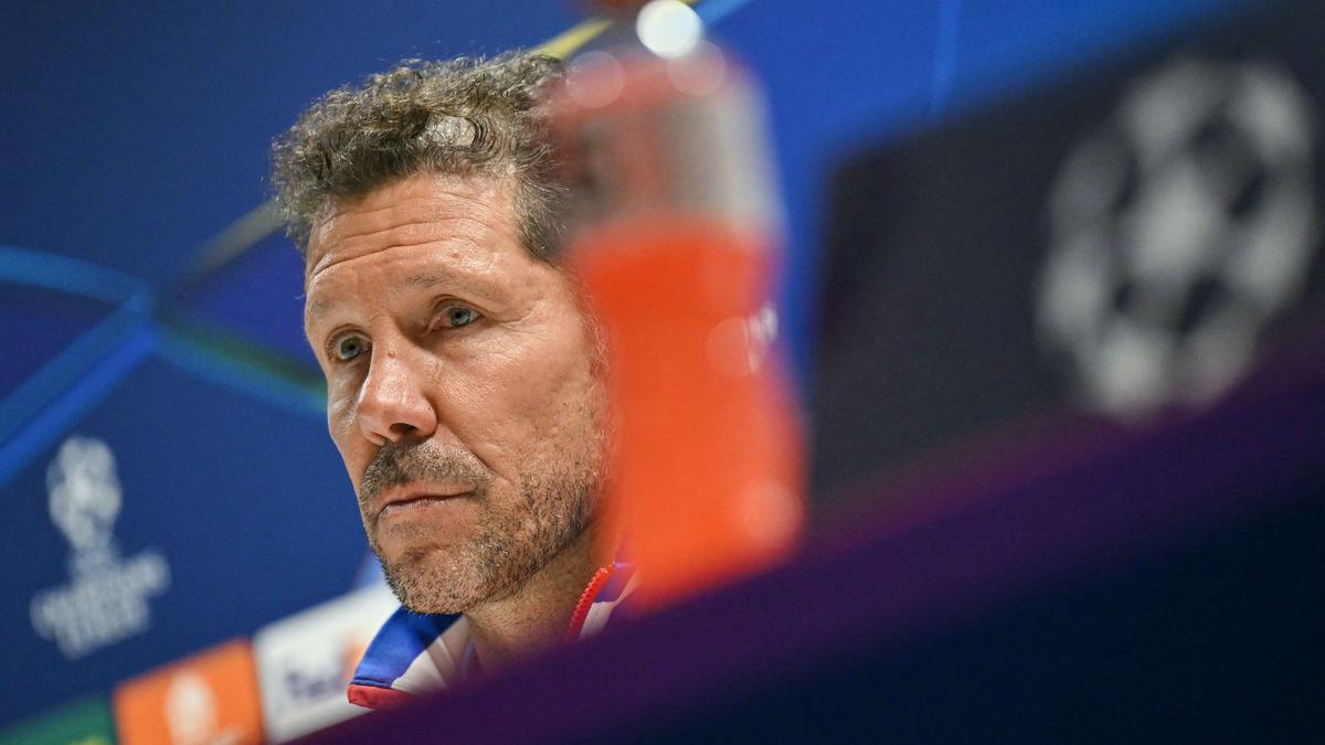 Diego Simeone Bela Michael Carrick, Sebut Manchester United Sudah Tampil Apik