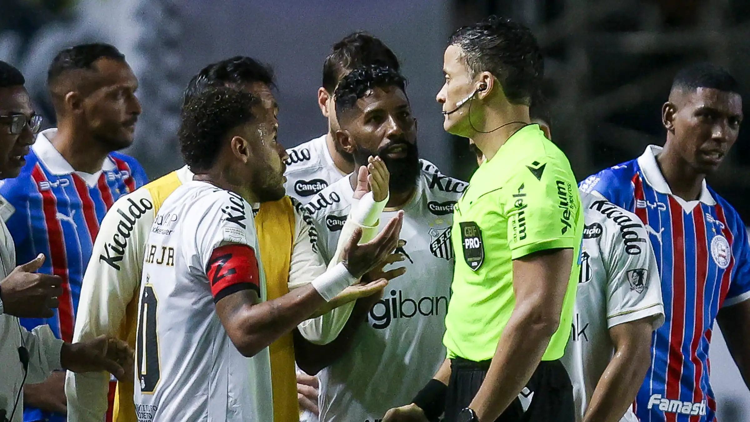 Setelah insiden kartu merah, tuduhan resmi menempatkan Neymar dalam masalah baru