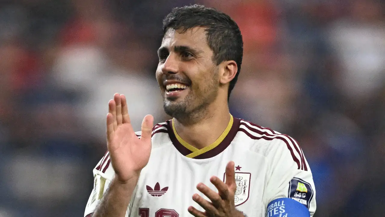 Rodri Penyebabnya? Barcelona Membekukan Mimpi Mustahil Julian Alvarez