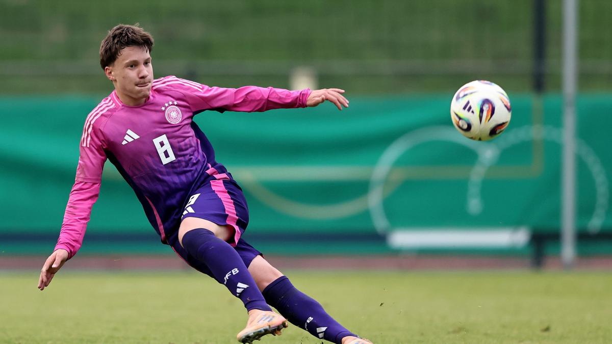 Barcelona dan Real Madrid Berebut Wonderkid Jerman Berusia 15 Tahun