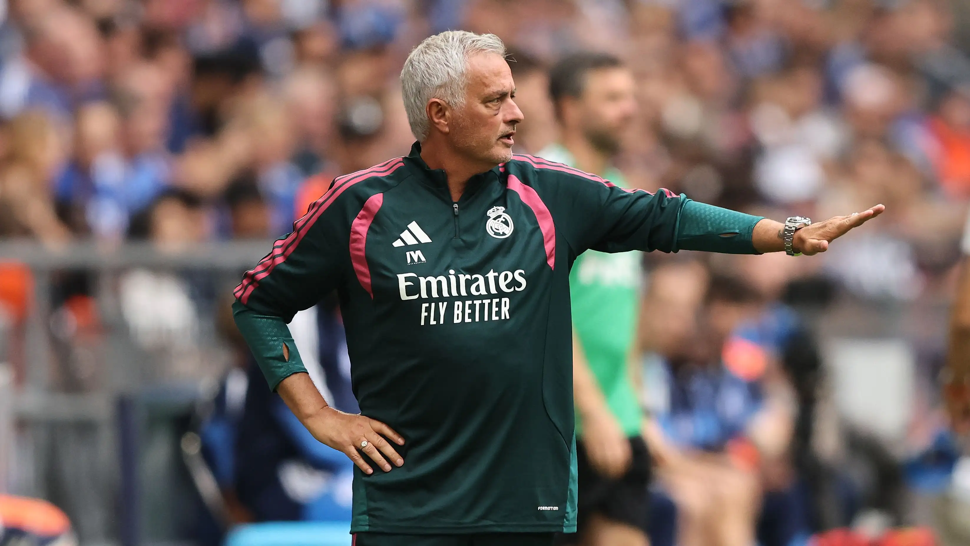 Mourinho beri lampu hijau untuk merekrut bintang Arsenal