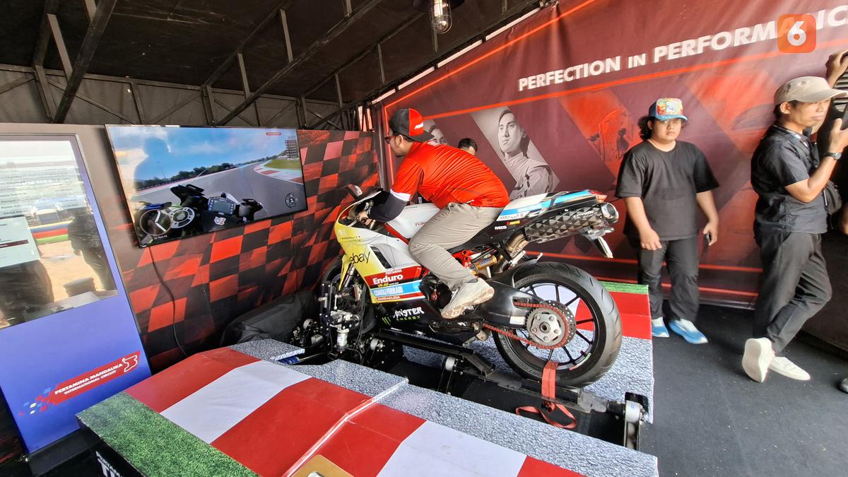 Menjajal Simulator MotoGP di Mandalika, Rasakan Atmosfer bak Pembalap Profesional
