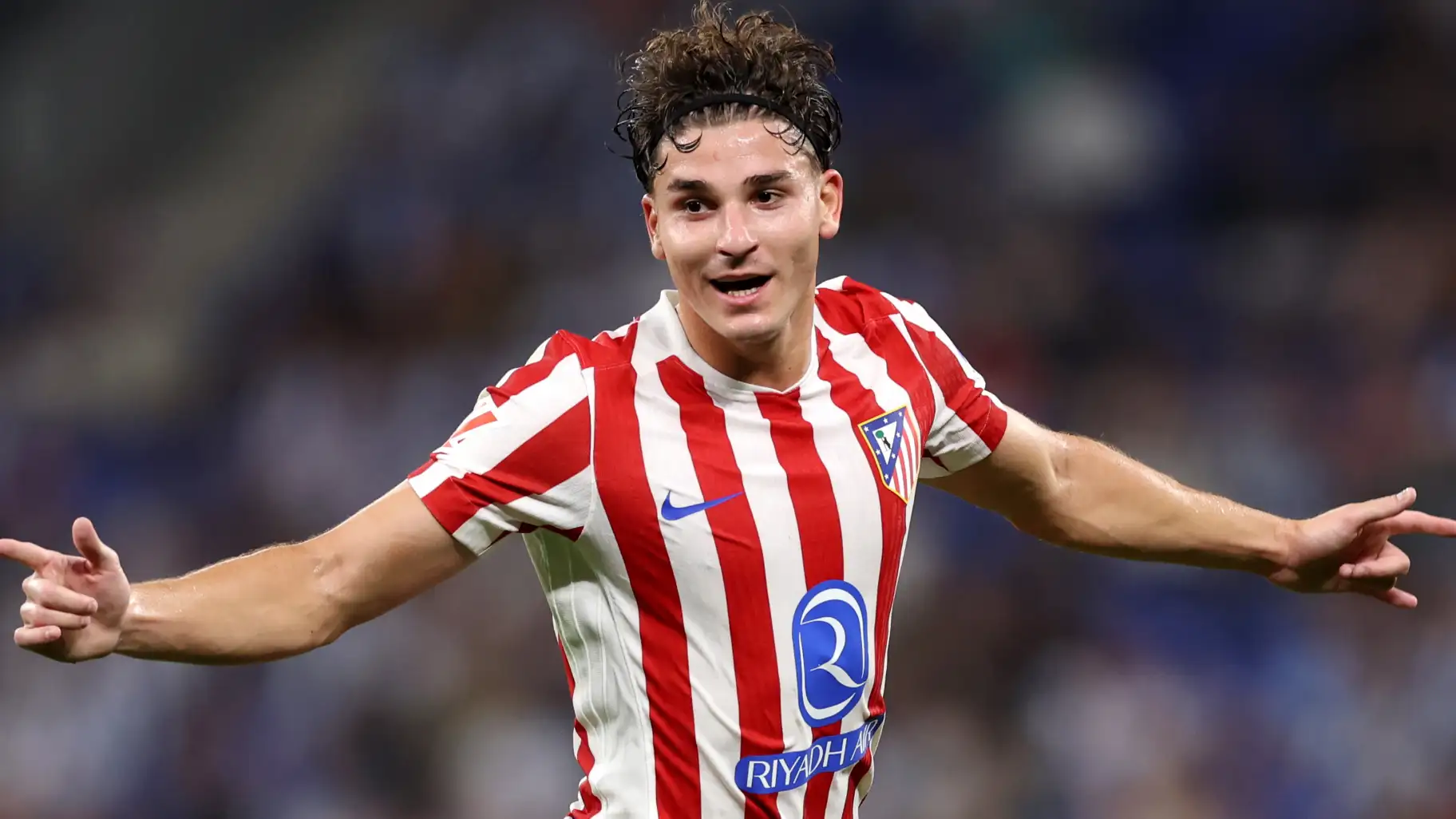 Mogok mungkin terjadi? FC Barcelona kabarnya menyusun rencana untuk transfer Julian Alvarez dari Atletico Madrid