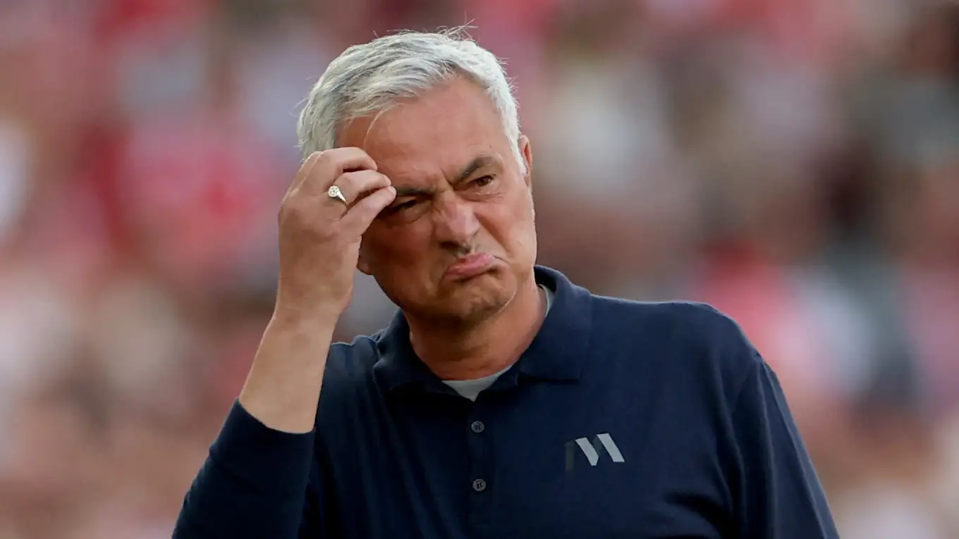 Real Madrid Terancam Meledak, Mourinho Khawatirkan Hal Terburuk