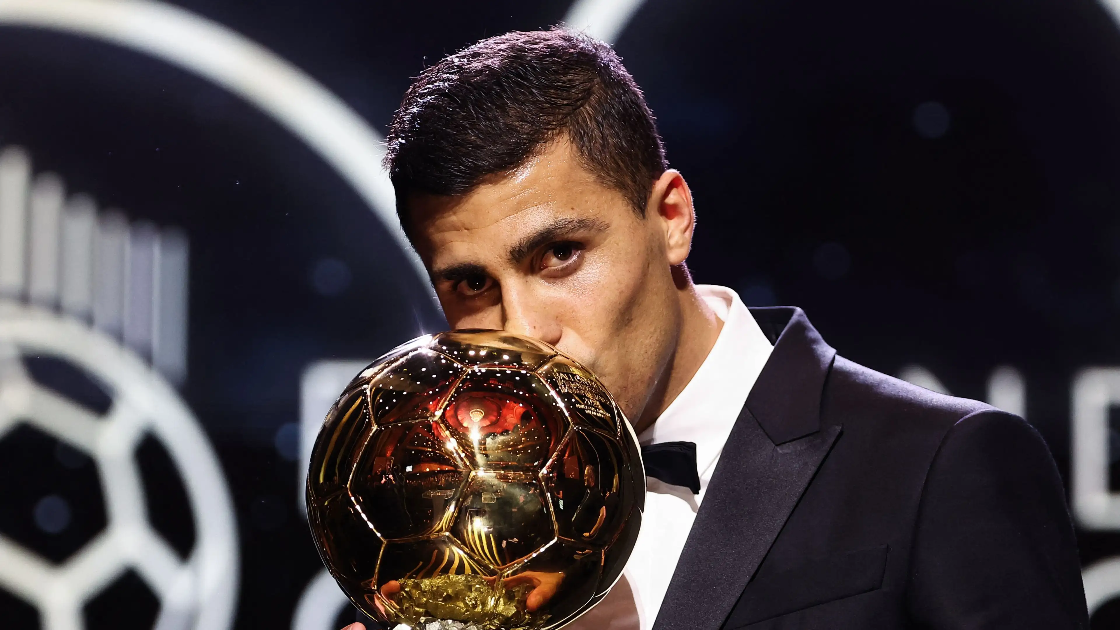 Percaya pada peluangnya: bintang Paris jadikan skenario Rodri sebagai rujukan dalam ajang Ballon d'Or