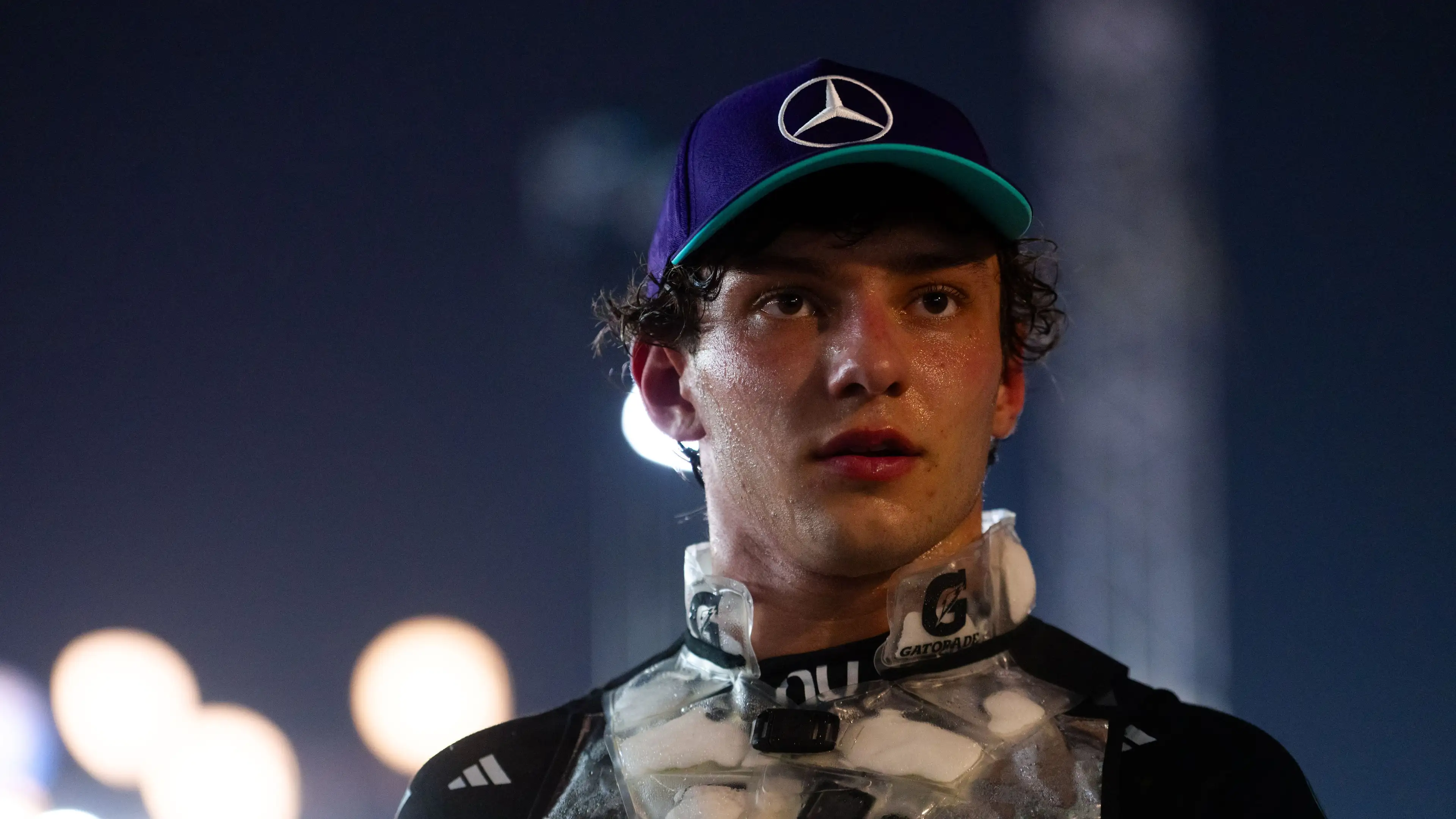 Meski gelar sudah di depan mata: "Peringatan" untuk Kimi Antonelli setelah kemenangan Max Verstappen di Formula 1