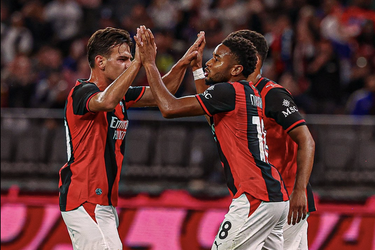 Jelang Akhir Bursa Transfer, AC Milan Berpeluang Pinjam Gelandang Serang Roma