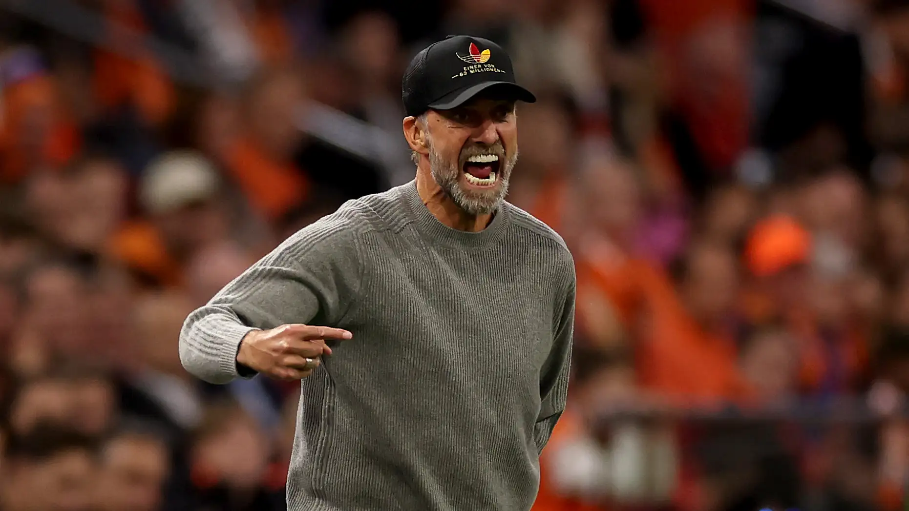 Klopp berusaha membangkitkan mayat